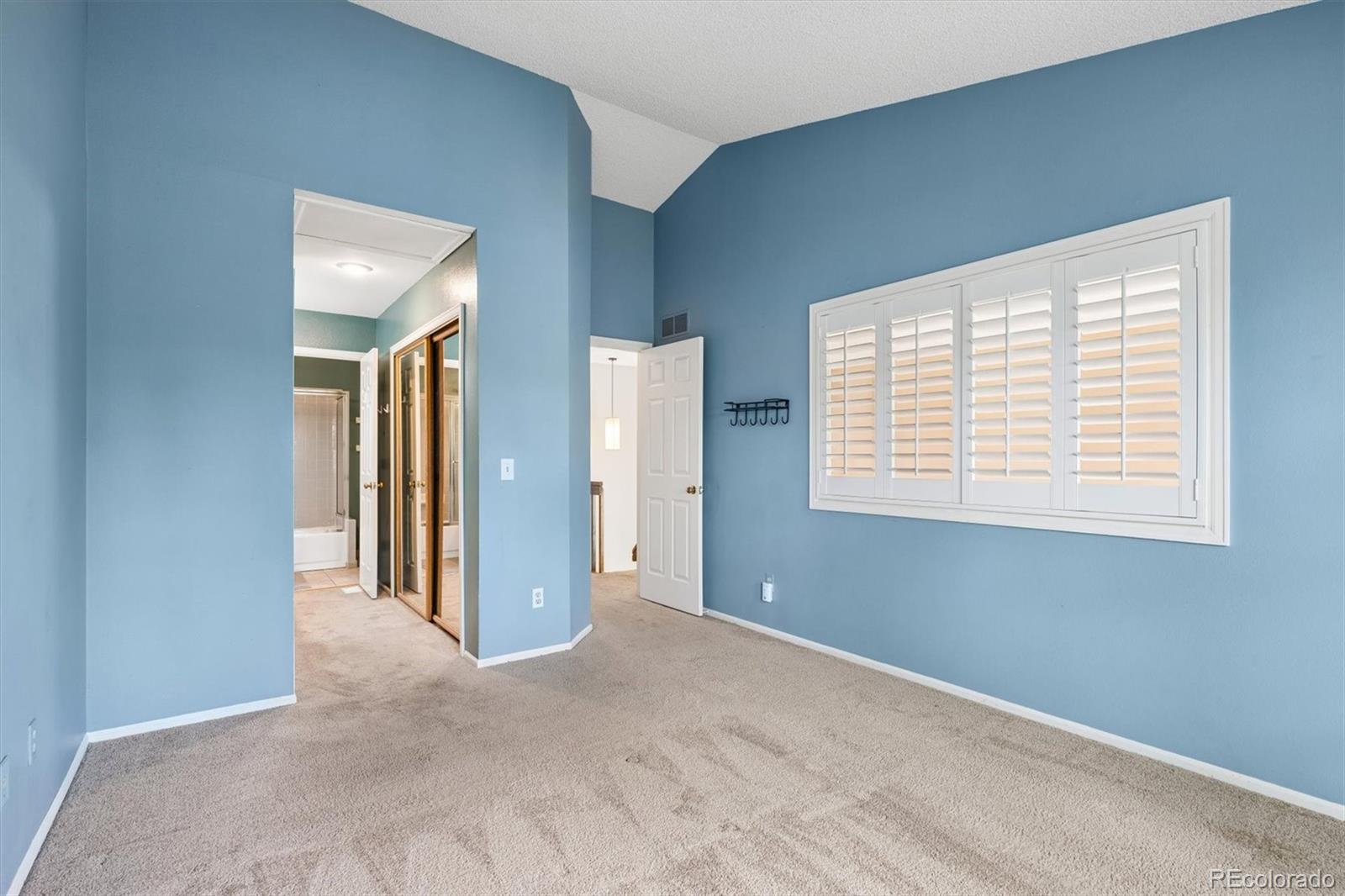 MLS Image #13 for 2049 e phillips lane,centennial, Colorado