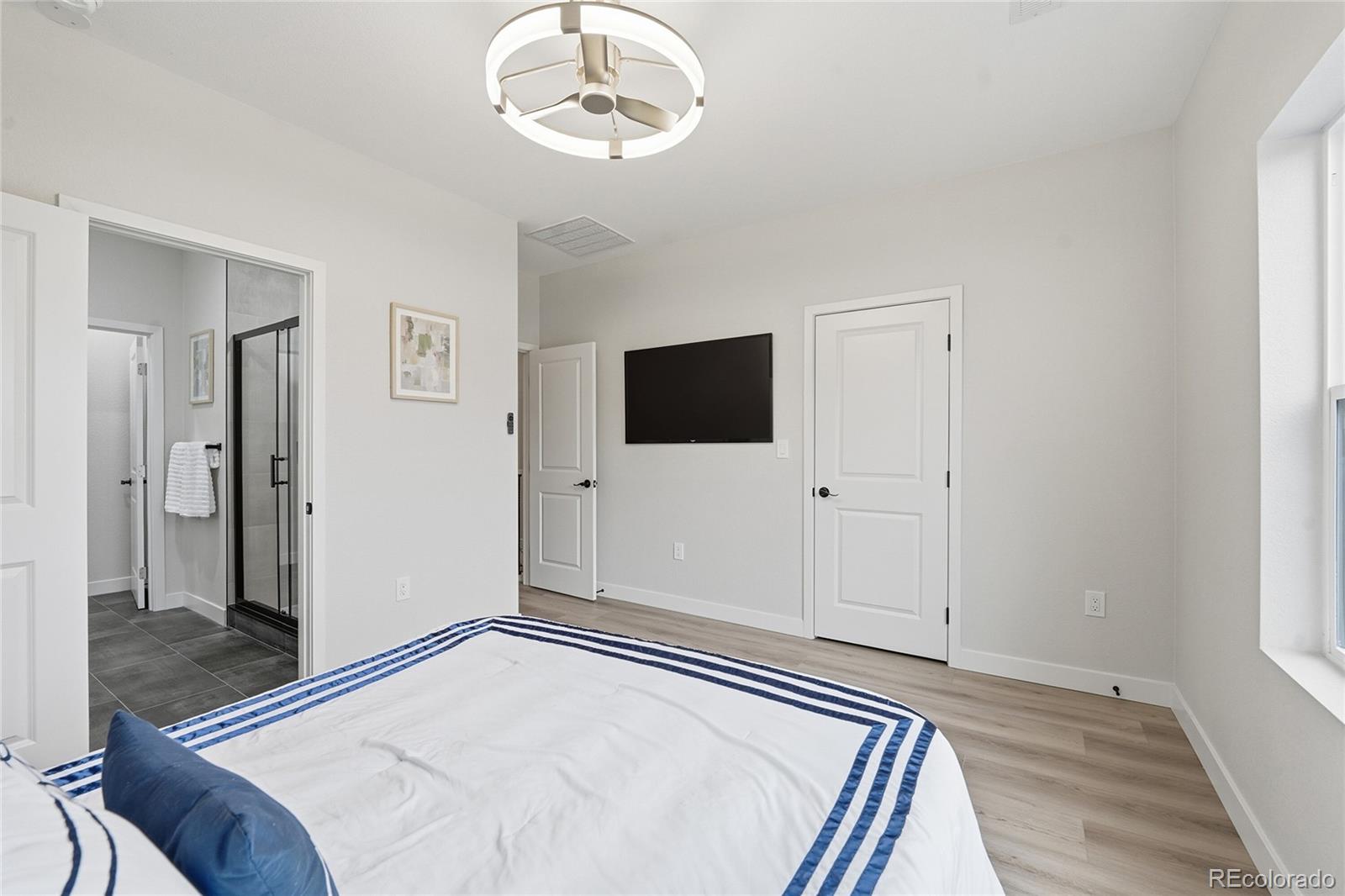 MLS Image #15 for 369 s dale court,denver, Colorado