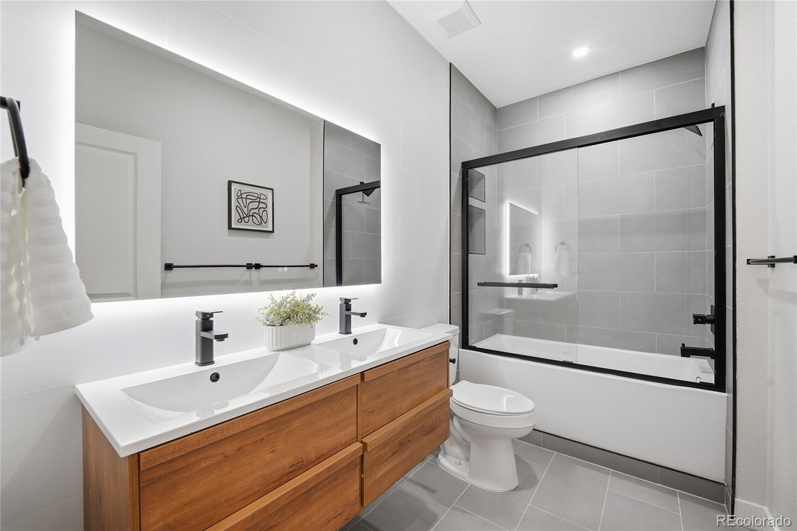 MLS Image #23 for 369 s dale court,denver, Colorado