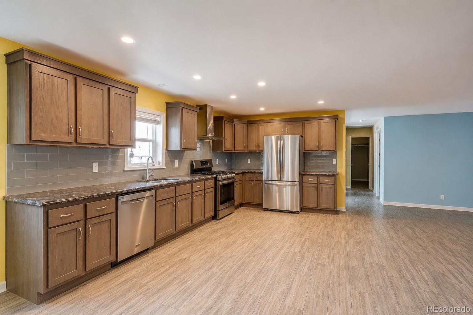 MLS Image #4 for 2201  antelope racer court,wellington, Colorado