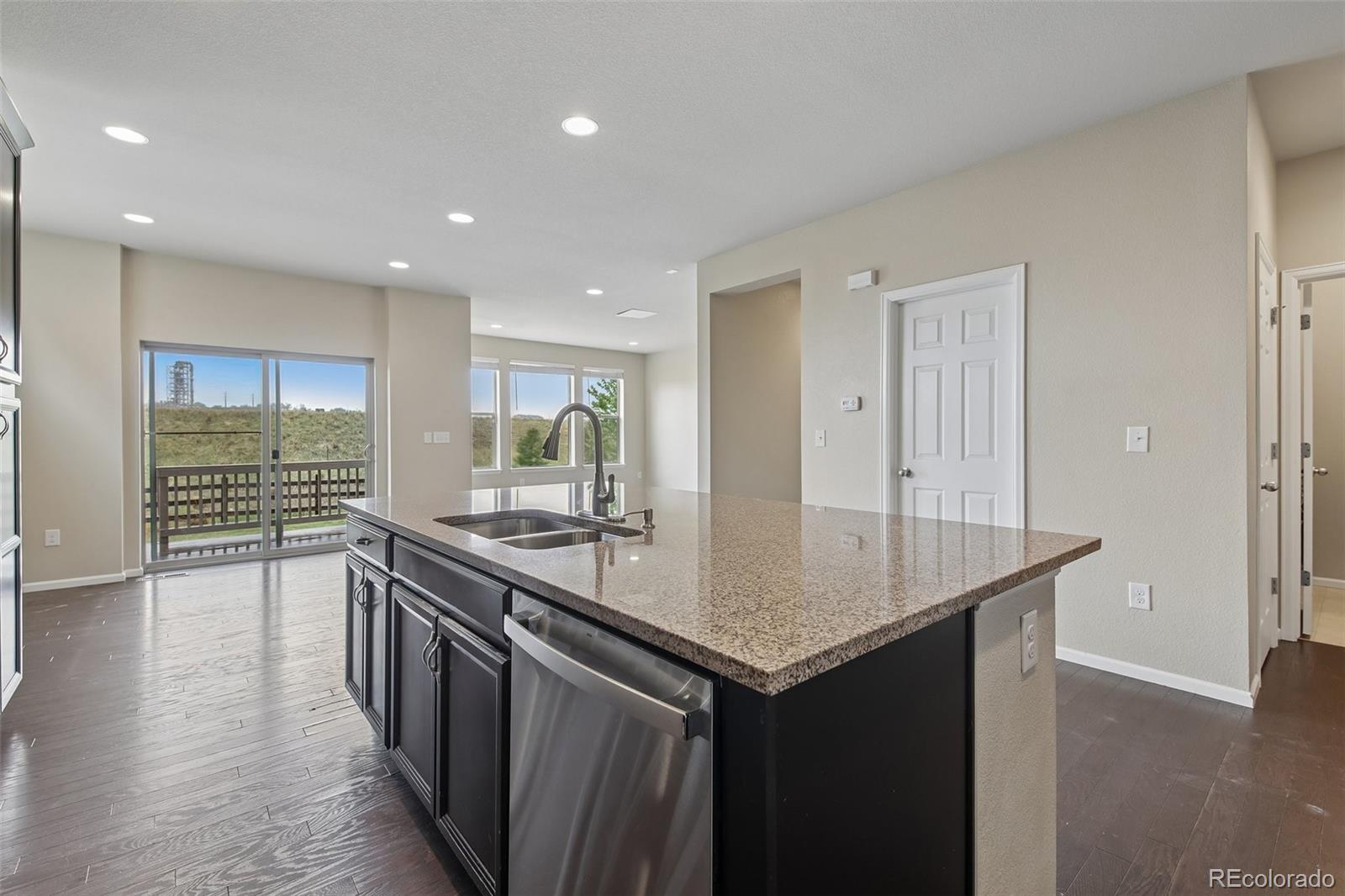 MLS Image #11 for 8645  torrey street,arvada, Colorado
