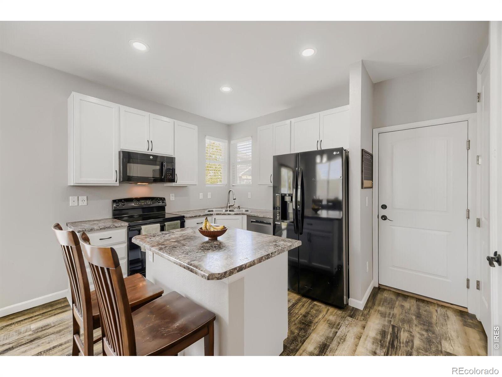 MLS Image #10 for 715  stonehaven street,dacono, Colorado