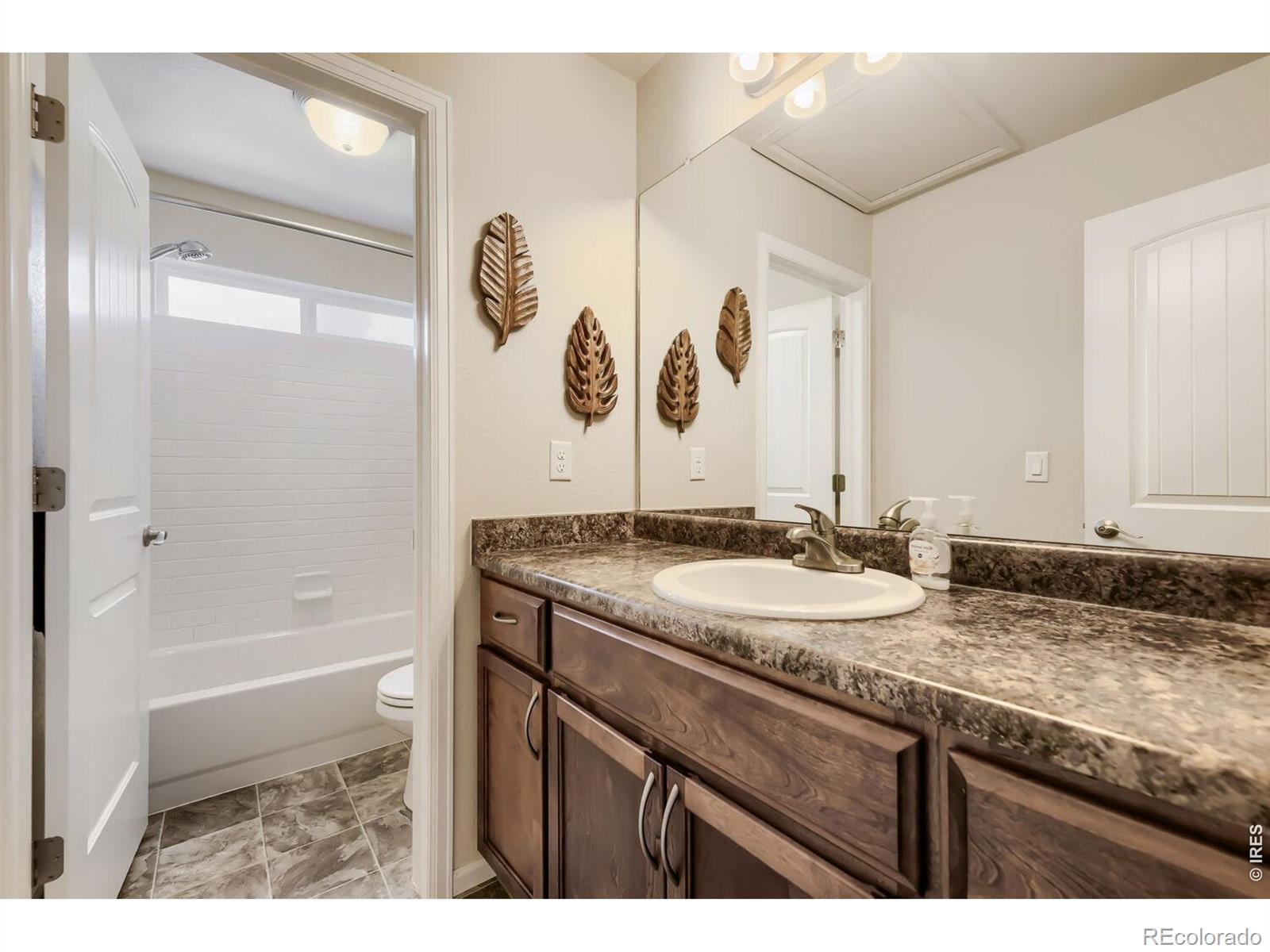 MLS Image #15 for 715  stonehaven street,dacono, Colorado