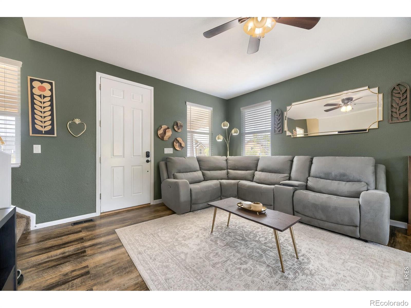 MLS Image #4 for 715  stonehaven street,dacono, Colorado
