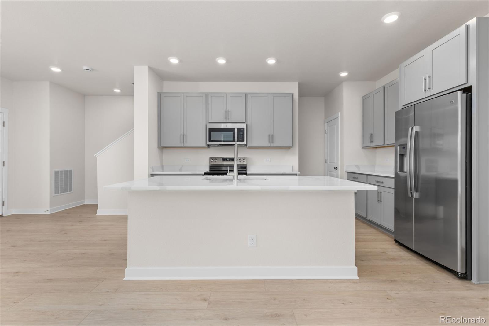 MLS Image #5 for 772 n bently street,watkins, Colorado