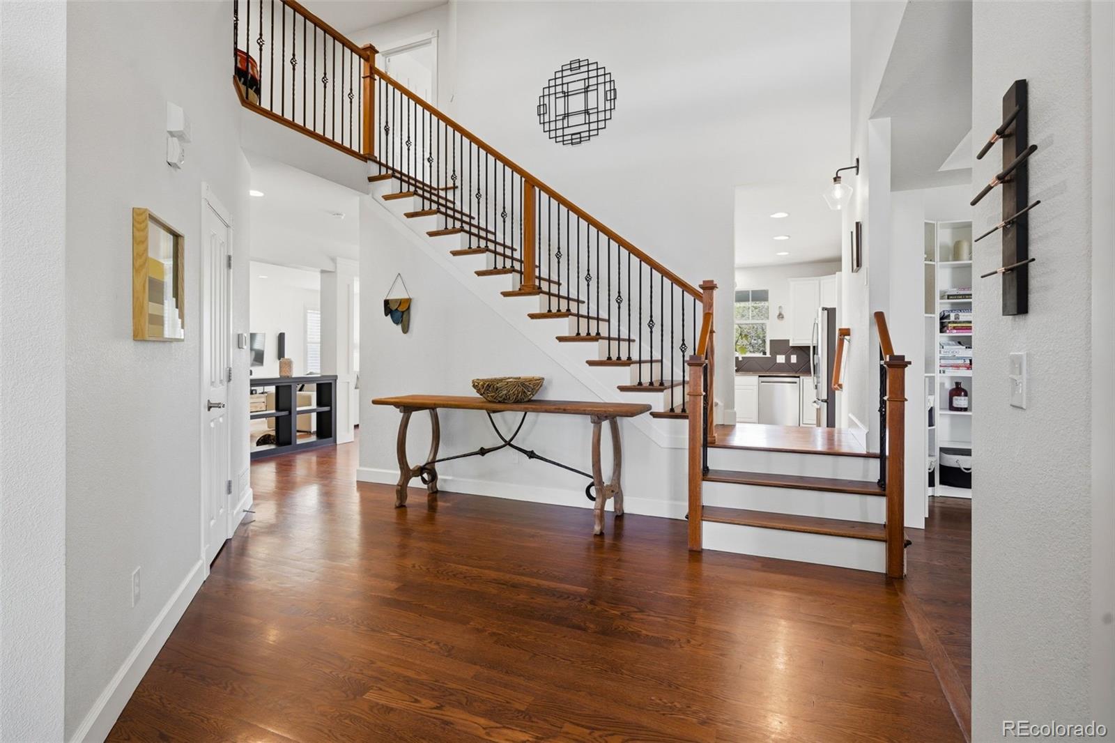 MLS Image #3 for 27506 e elmhurst place,aurora, Colorado