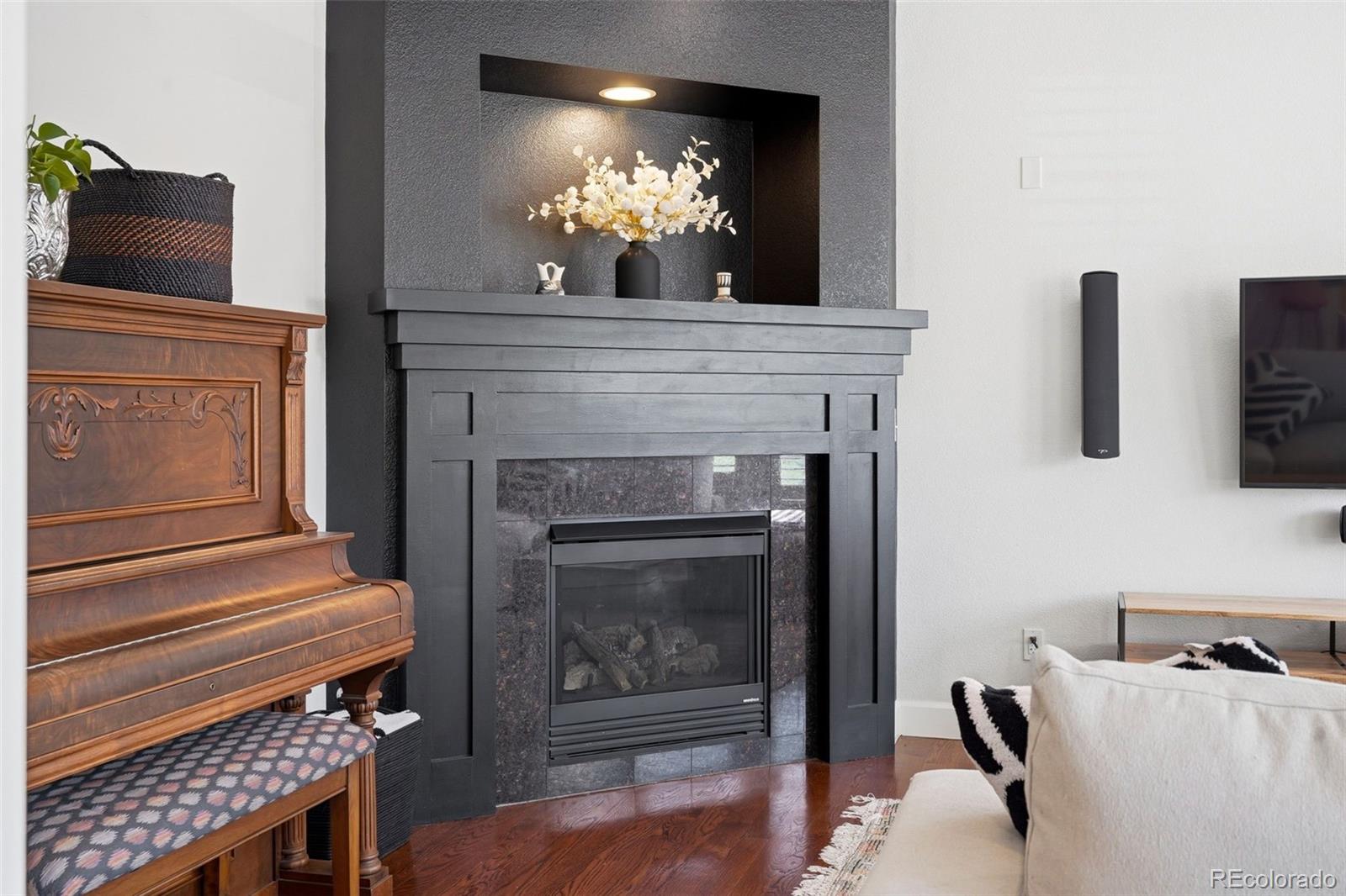 MLS Image #9 for 27506 e elmhurst place,aurora, Colorado