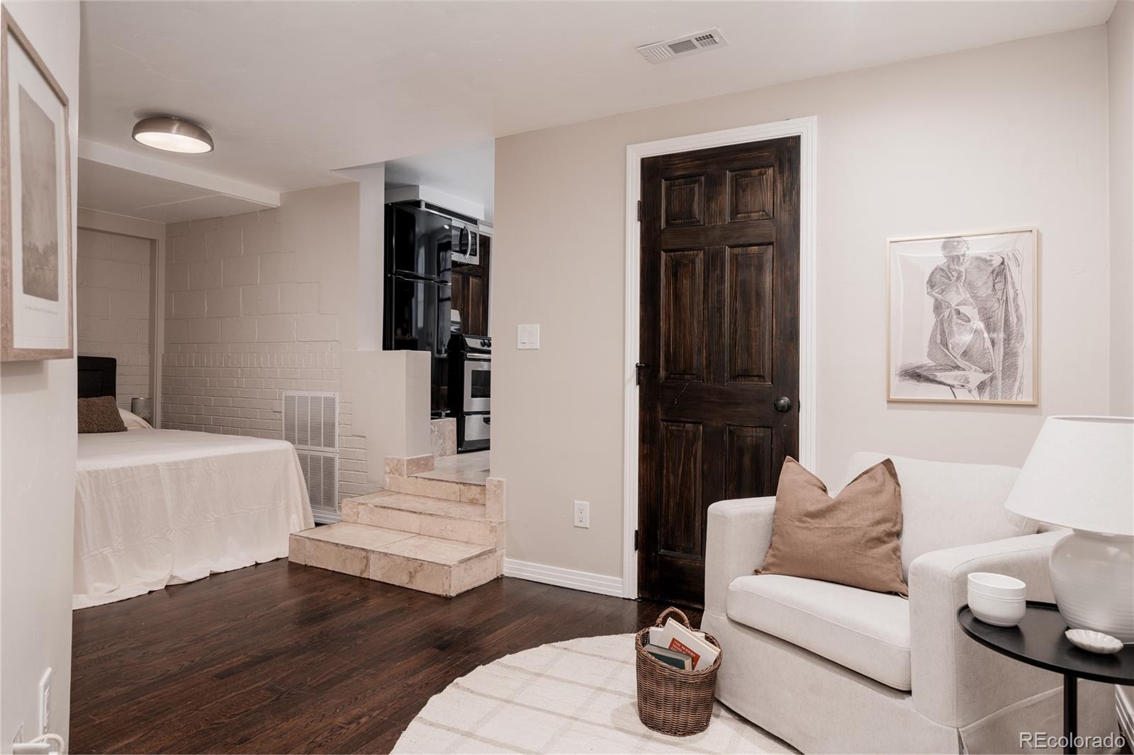 MLS Image #33 for 611 n lafayette street,denver, Colorado
