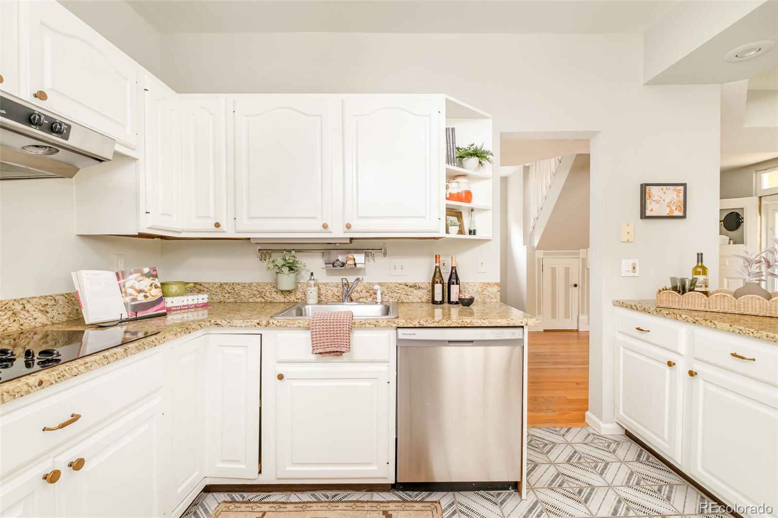 MLS Image #13 for 2934  champa street,denver, Colorado