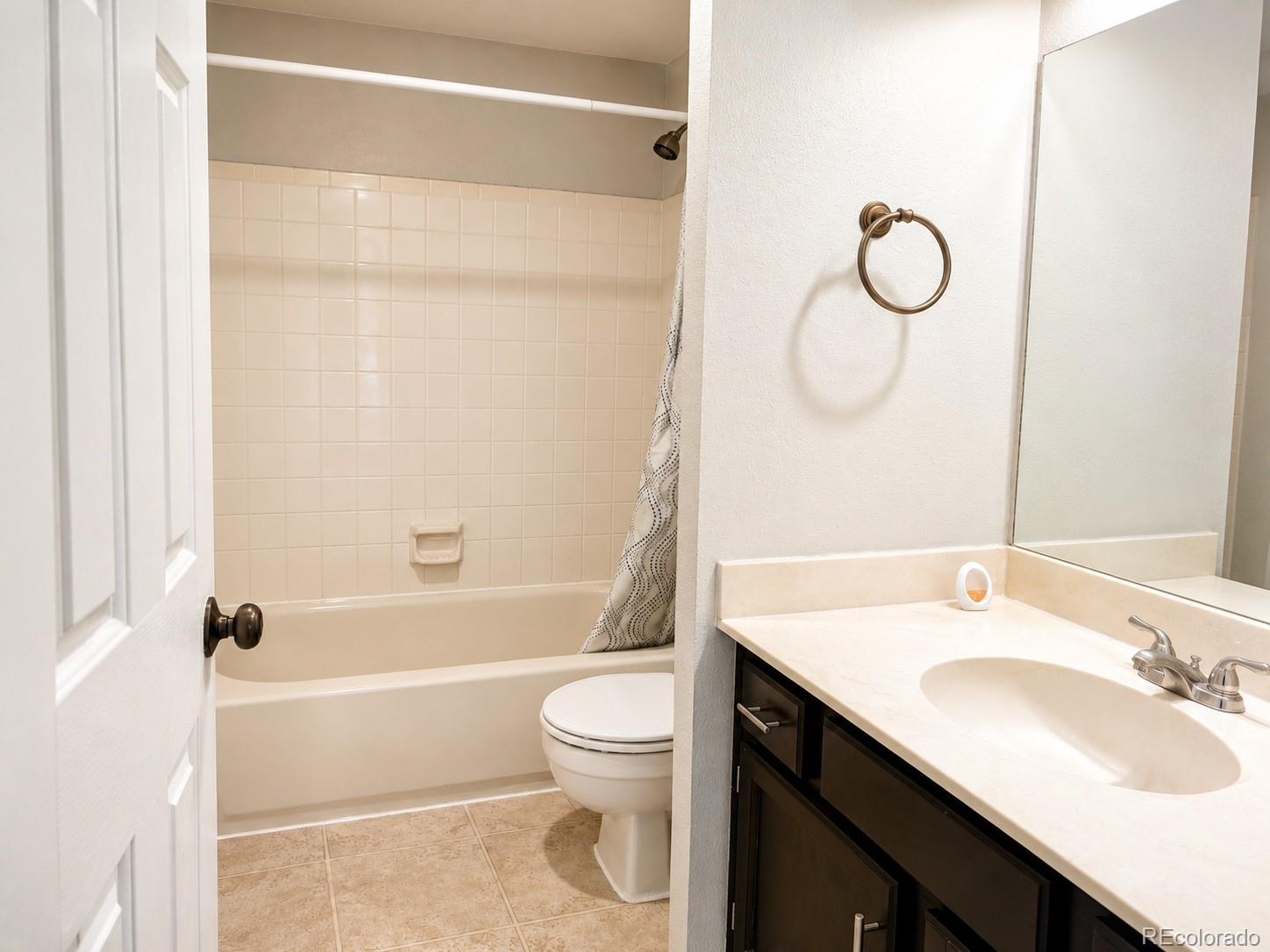 MLS Image #6 for 11105 e alameda avenue,aurora, Colorado