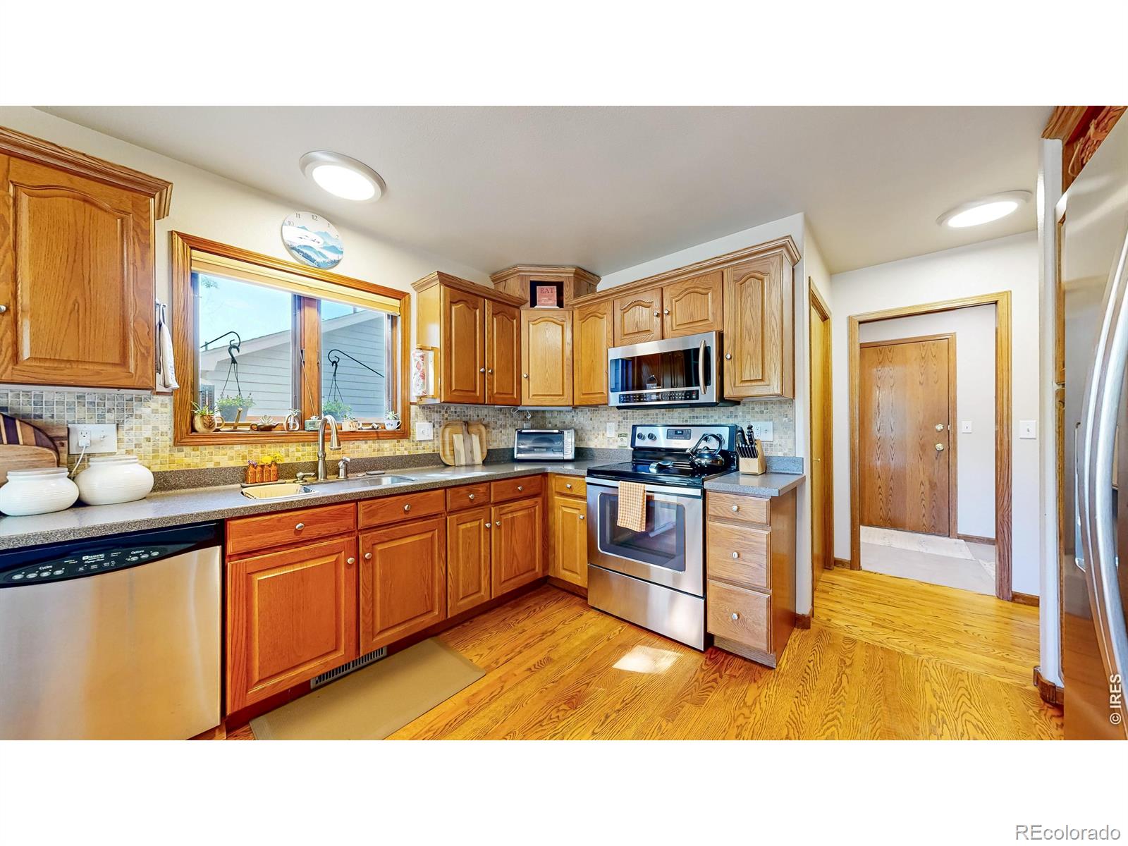 MLS Image #13 for 3866  minturn court,loveland, Colorado