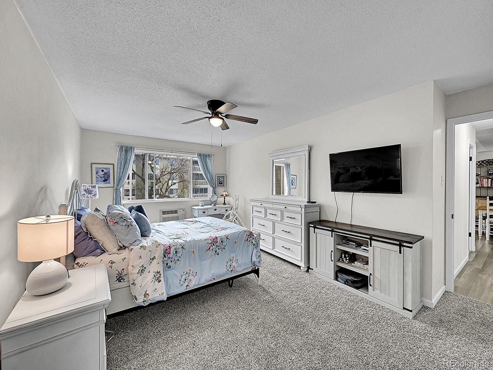 MLS Image #13 for 645 s alton way,denver, Colorado