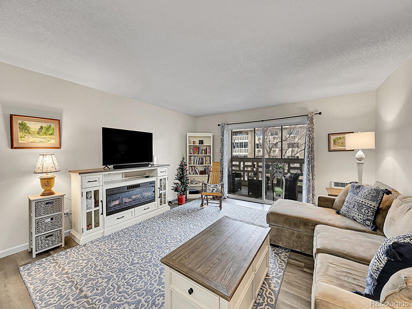MLS Image #7 for 645 s alton way,denver, Colorado