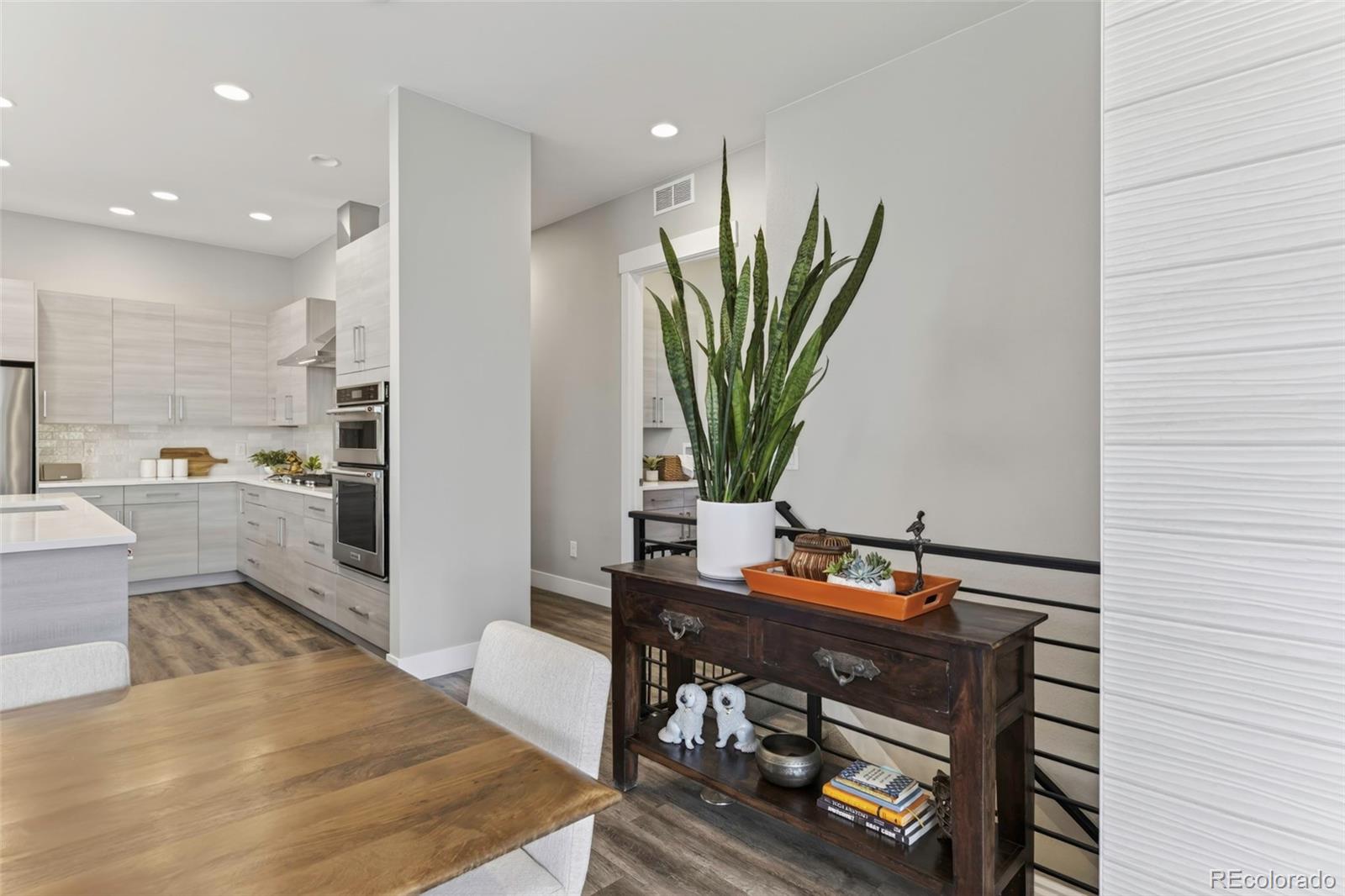 MLS Image #14 for 5635  zuni court,denver, Colorado