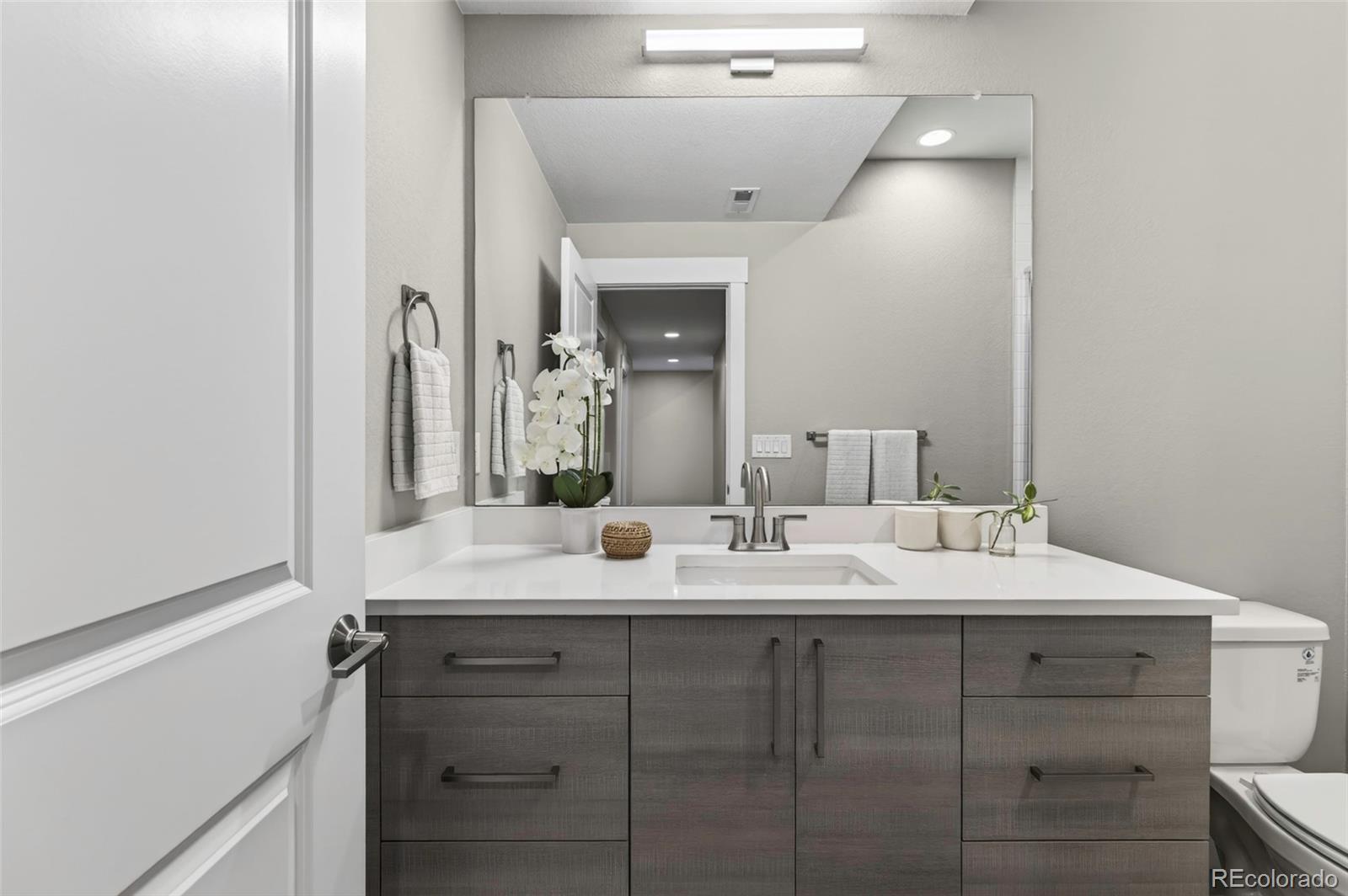 MLS Image #33 for 5635  zuni court,denver, Colorado