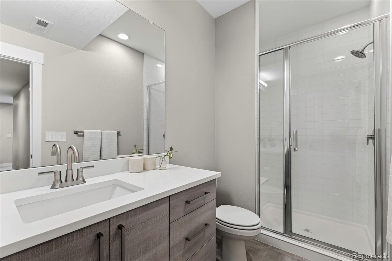 MLS Image #34 for 5635  zuni court,denver, Colorado