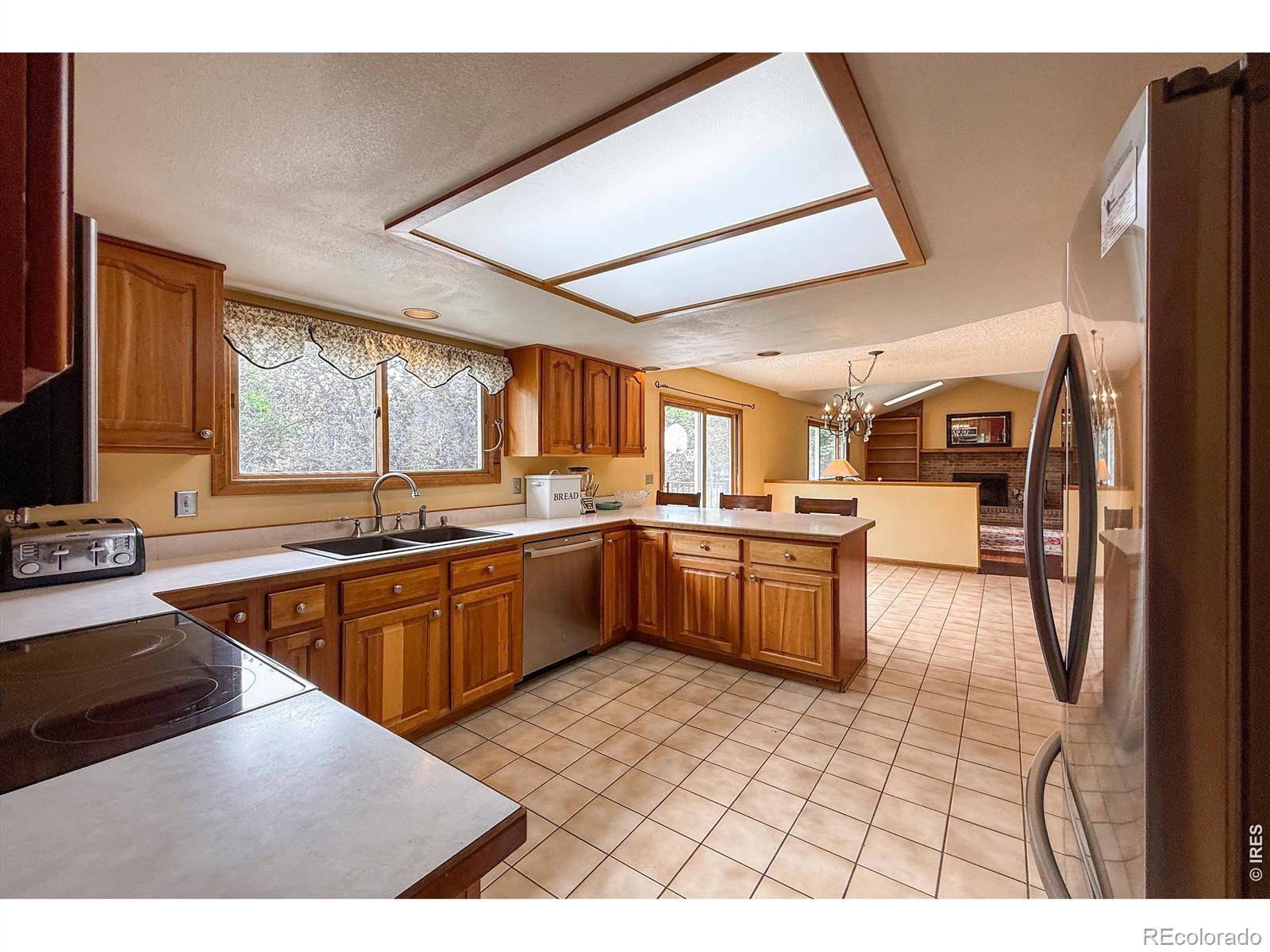 MLS Image #10 for 2288  spinnaker circle,longmont, Colorado