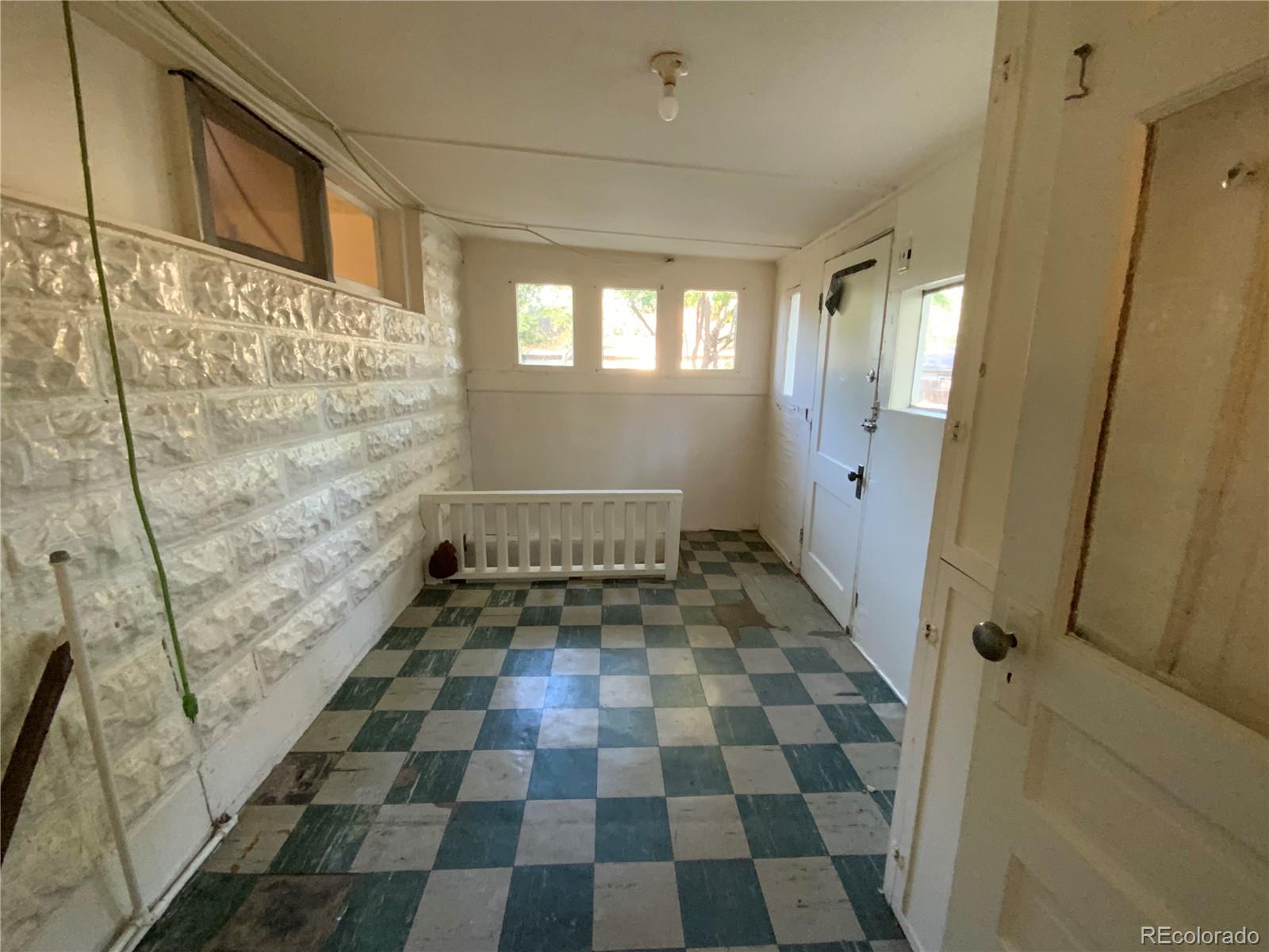 MLS Image #14 for 7414 e 12th avenue,denver, Colorado