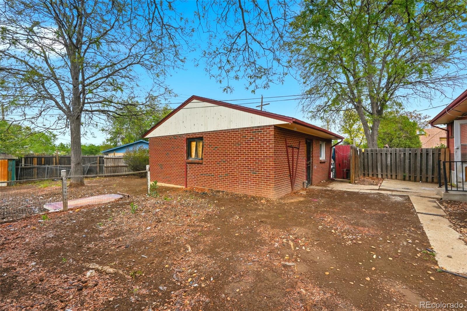 MLS Image #19 for 1343  lipan drive,denver, Colorado