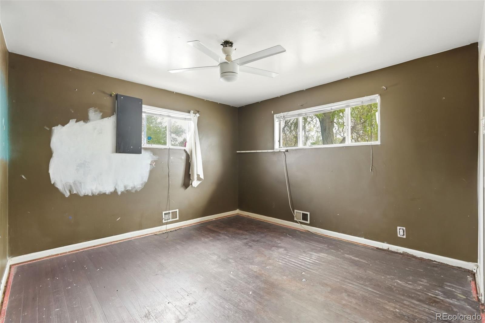 MLS Image #7 for 1343  lipan drive,denver, Colorado