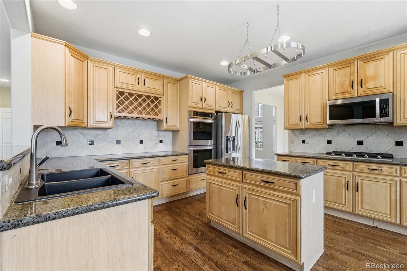 MLS Image #14 for 7148 s quemoy street,aurora, Colorado