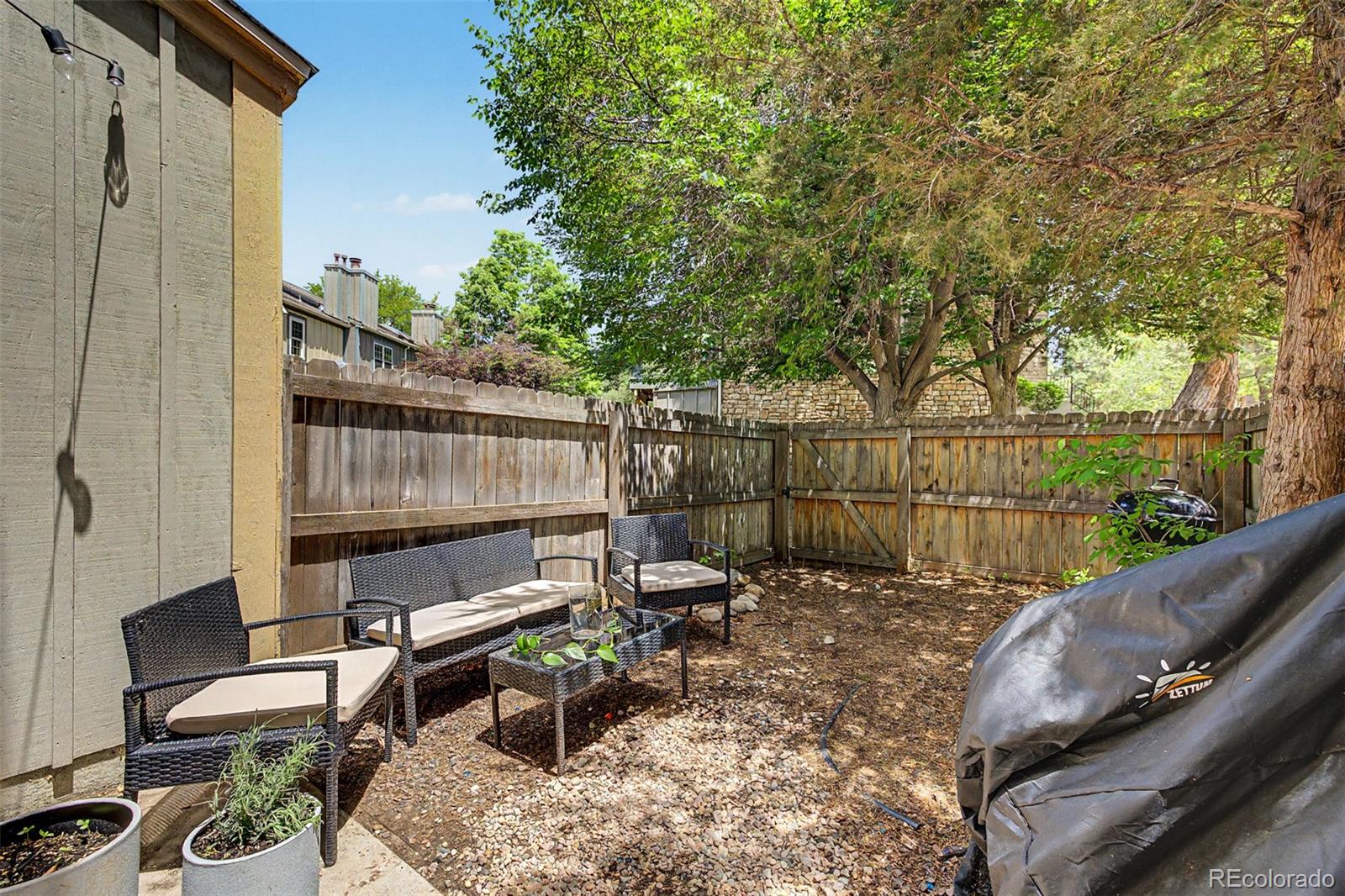 MLS Image #15 for 8198 s columbine court,centennial, Colorado