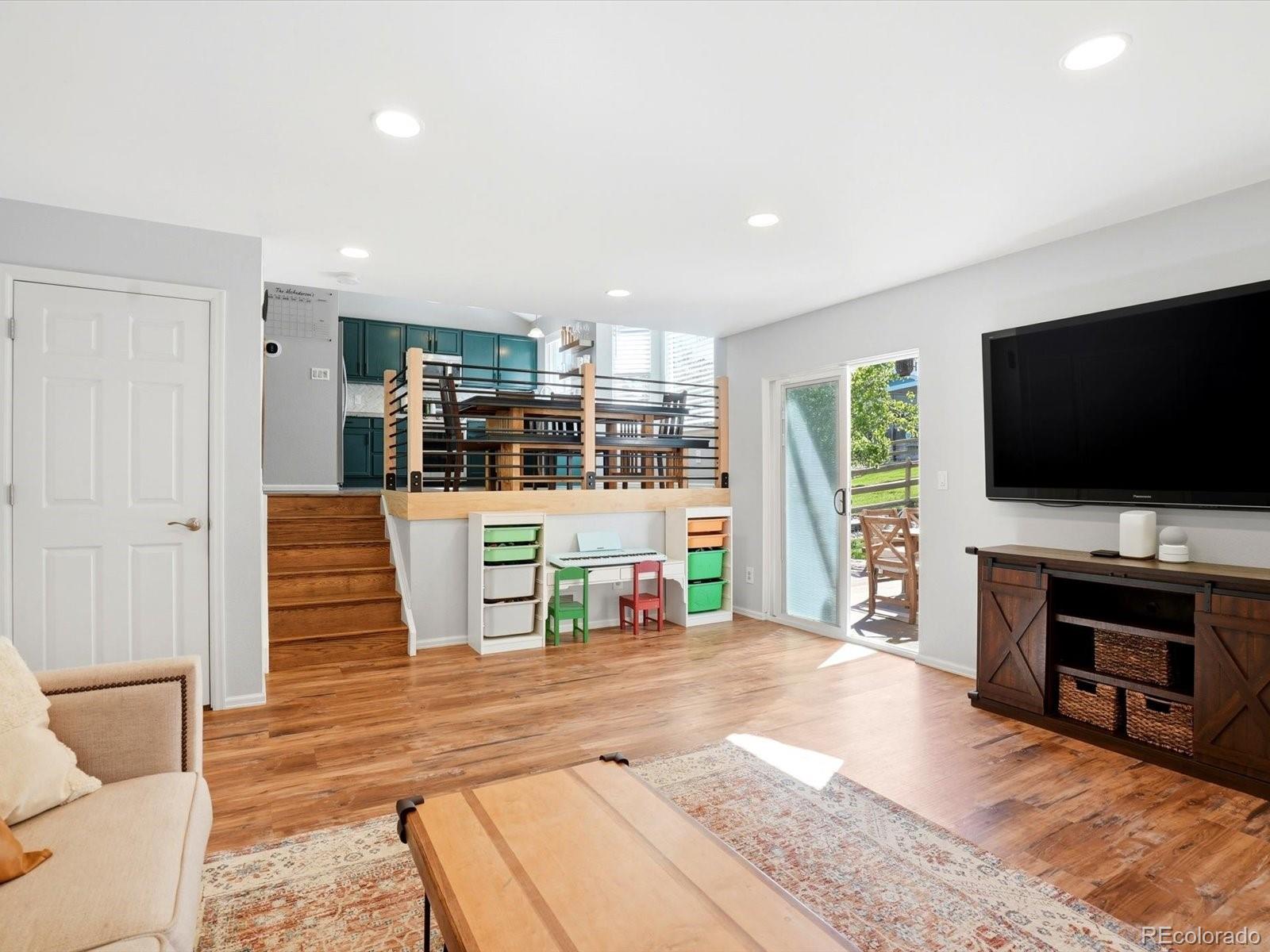 MLS Image #15 for 5452 s valdai way,aurora, Colorado