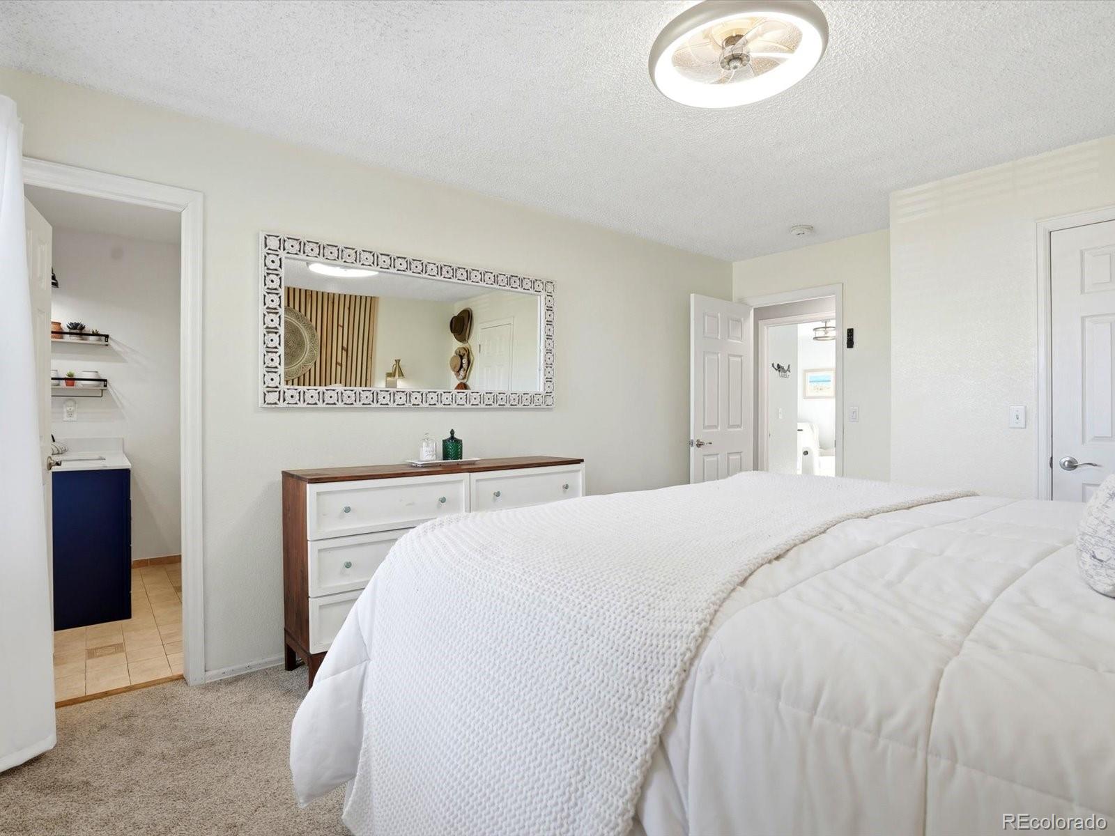 MLS Image #18 for 5452 s valdai way,aurora, Colorado