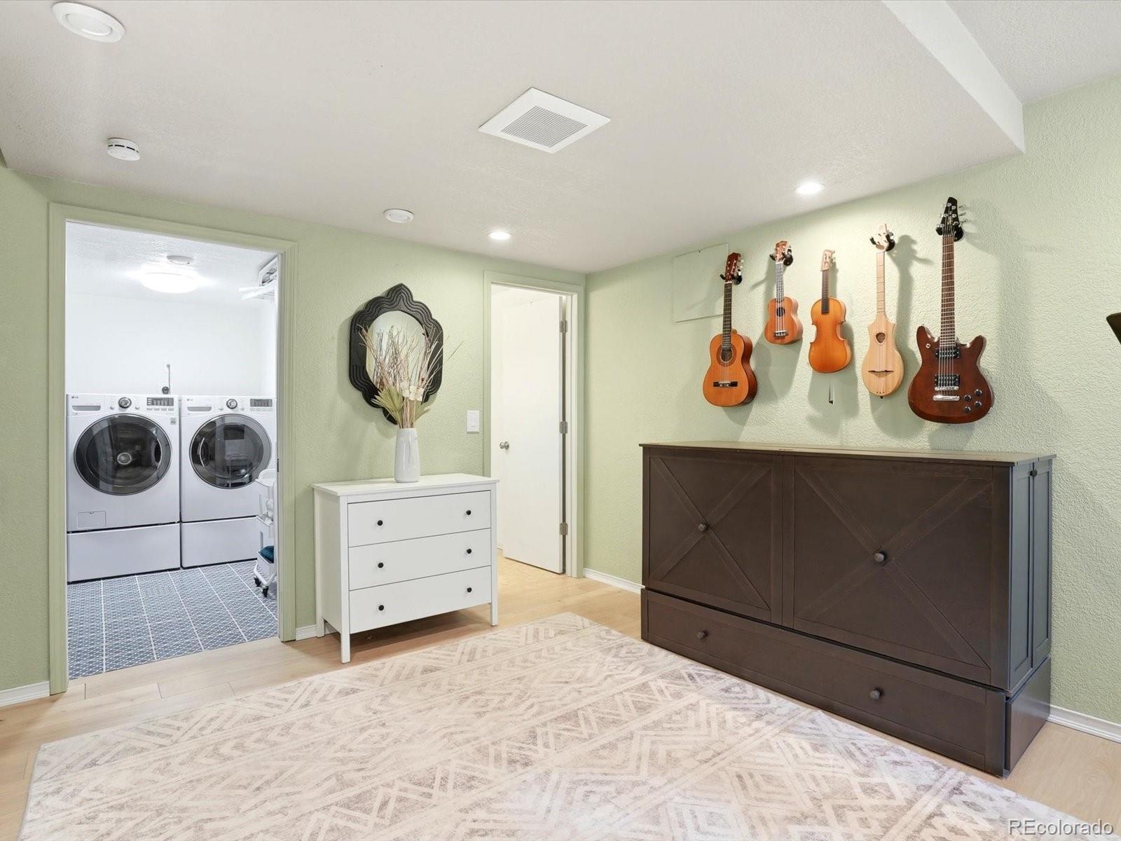 MLS Image #28 for 5452 s valdai way,aurora, Colorado