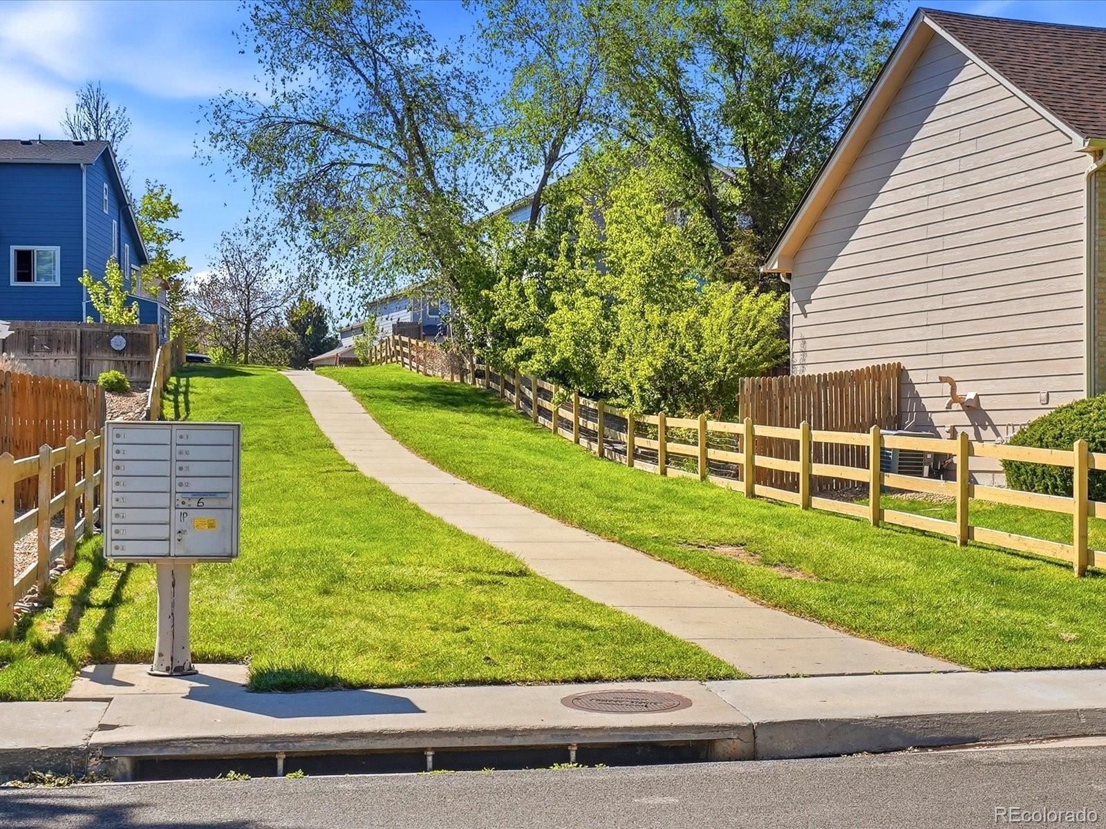 MLS Image #39 for 5452 s valdai way,aurora, Colorado