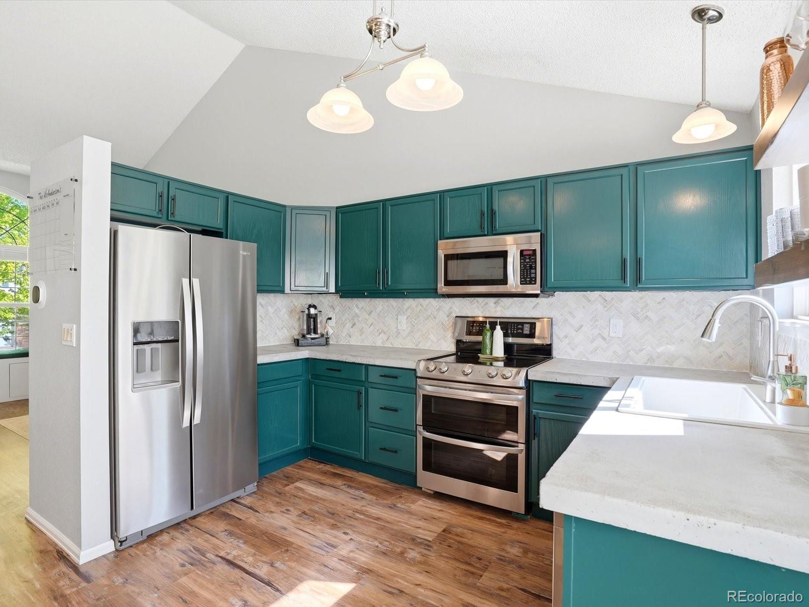 MLS Image #9 for 5452 s valdai way,aurora, Colorado