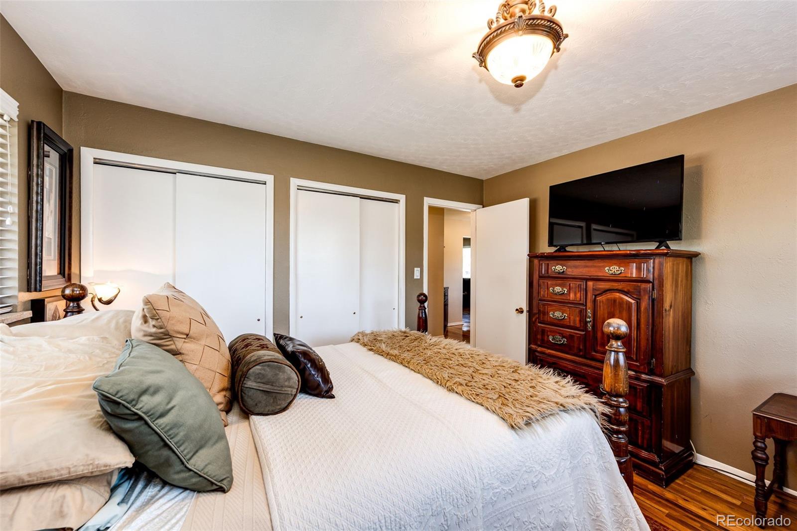 MLS Image #11 for 5215  allison street,arvada, Colorado