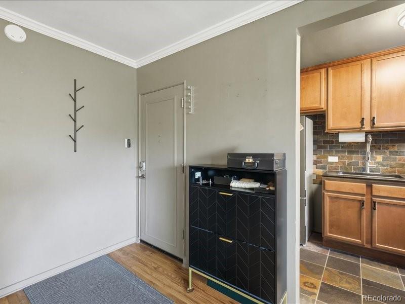 MLS Image #3 for 2100 n franklin street,denver, Colorado
