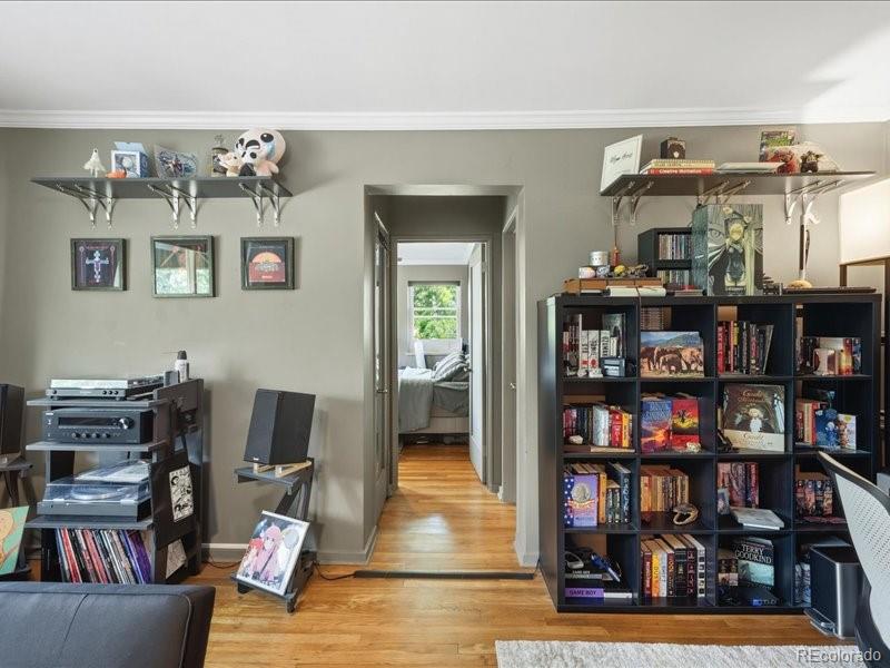 MLS Image #4 for 2100 n franklin street,denver, Colorado