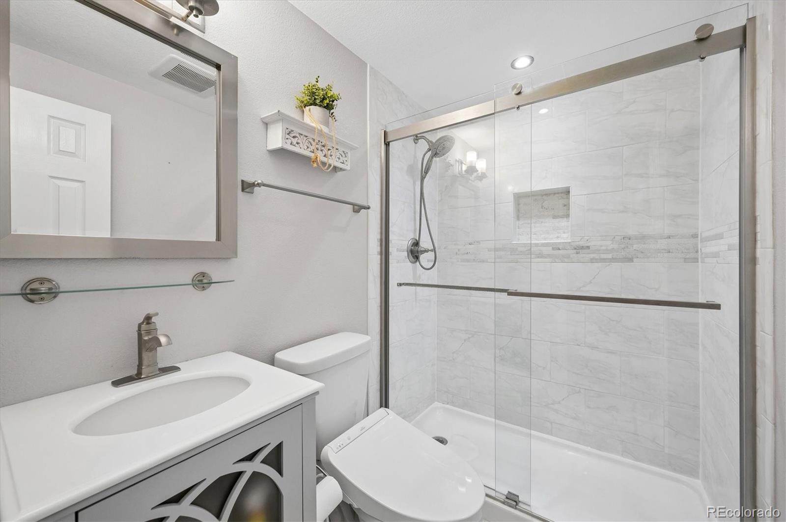MLS Image #19 for 8179 w fremont avenue,littleton, Colorado