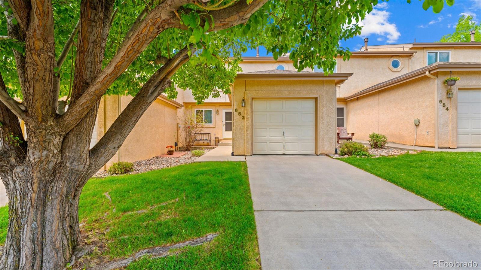 MLS Image #2 for 652  echo lane,colorado springs, Colorado