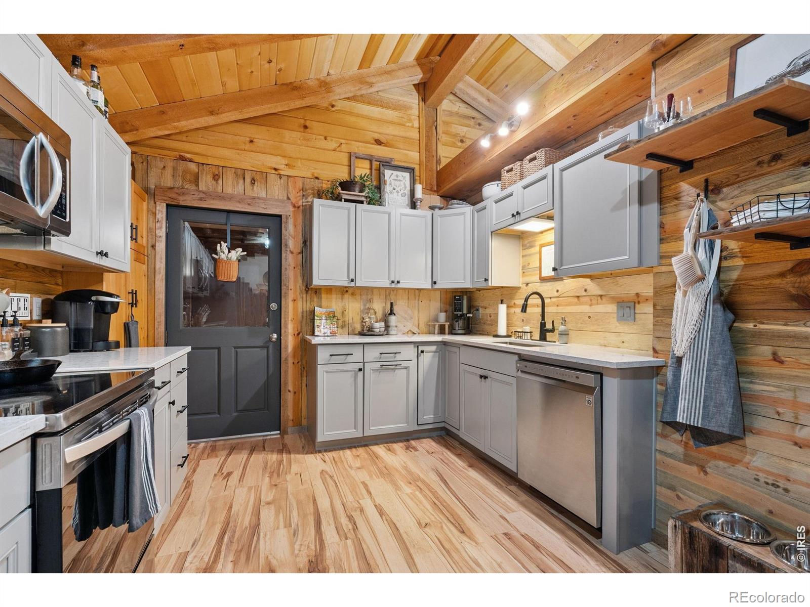 MLS Image #9 for 32224  poudre canyon road,bellvue, Colorado