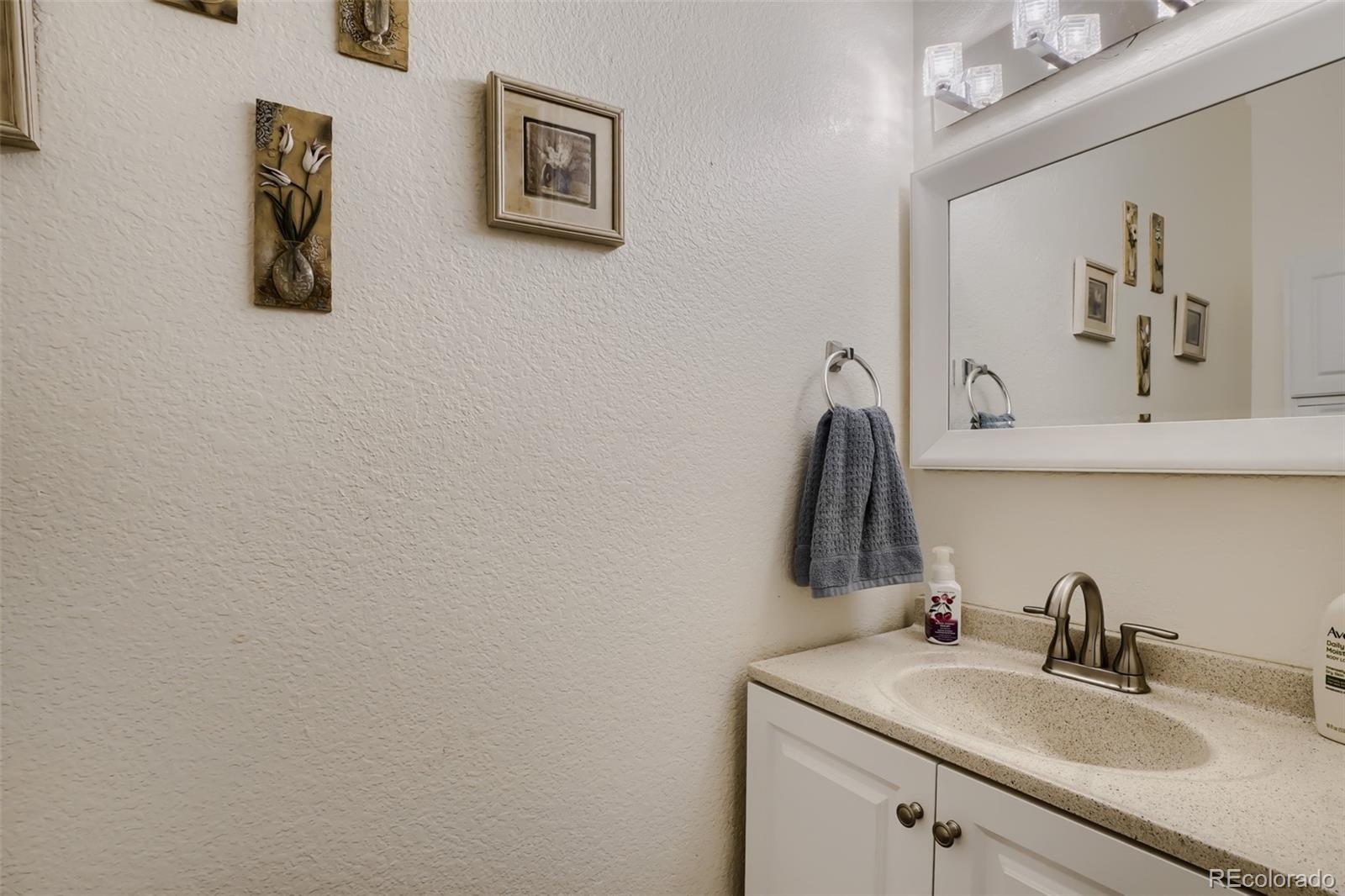 MLS Image #10 for 3261 s uravan court,aurora, Colorado