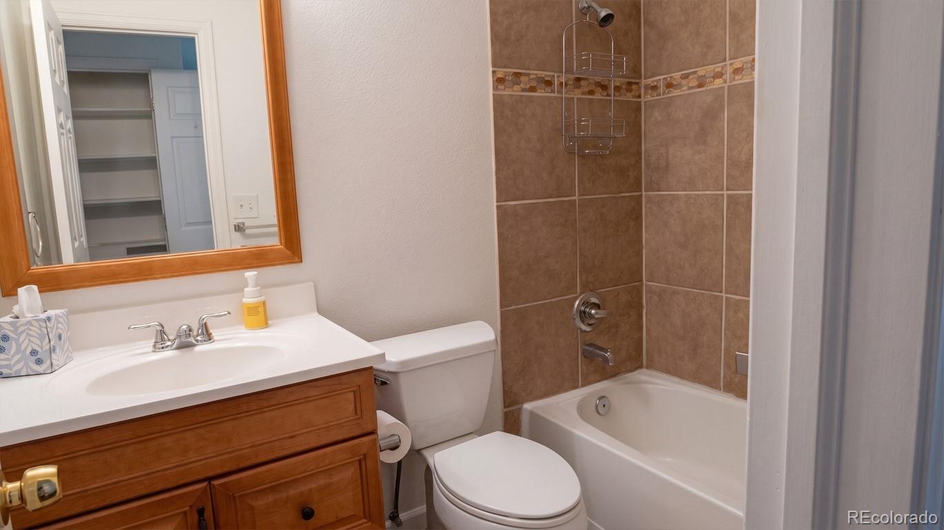 MLS Image #3 for 16148 e eldorado place,aurora, Colorado