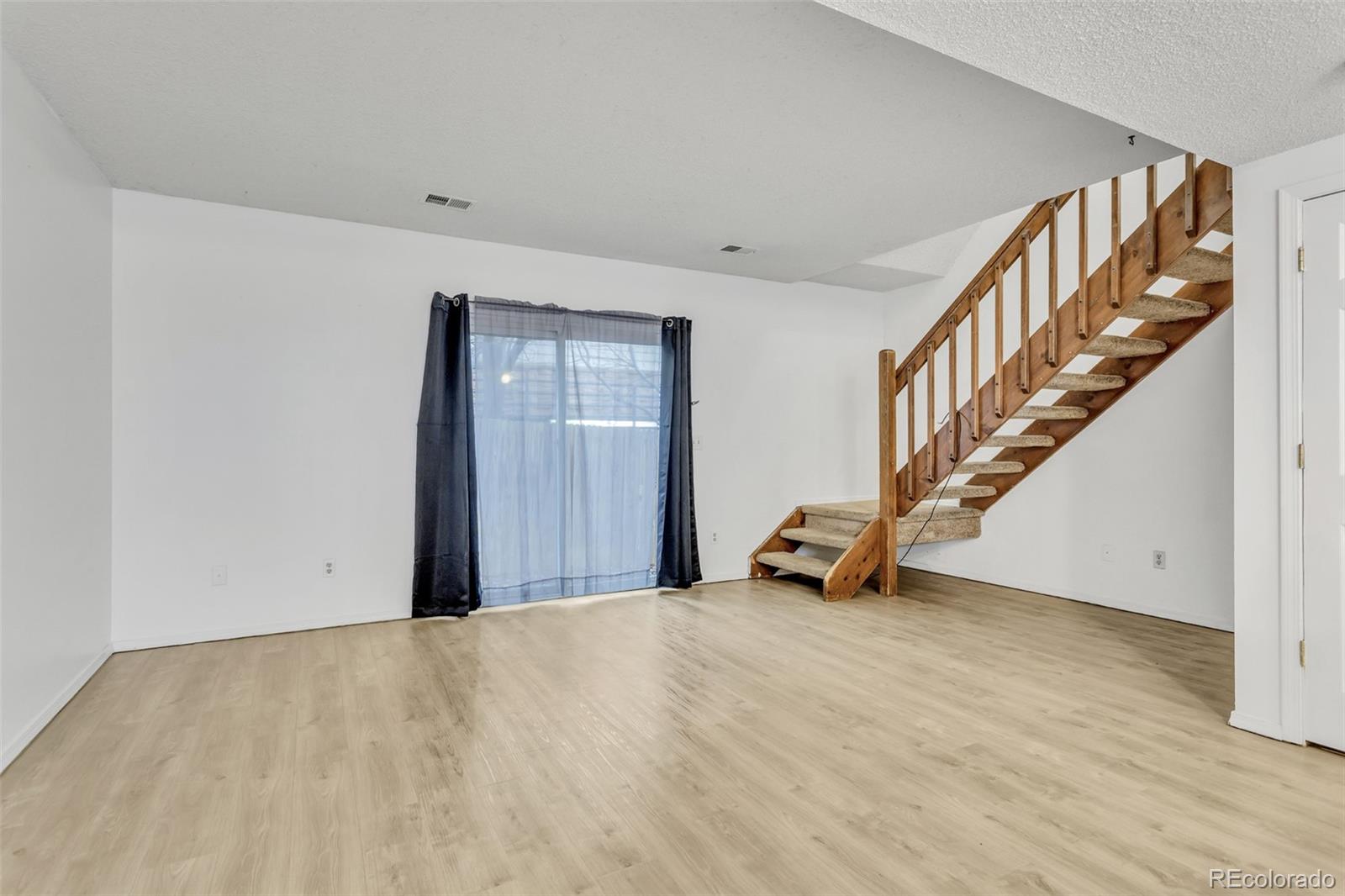 MLS Image #5 for 1545 s ouray circle,aurora, Colorado