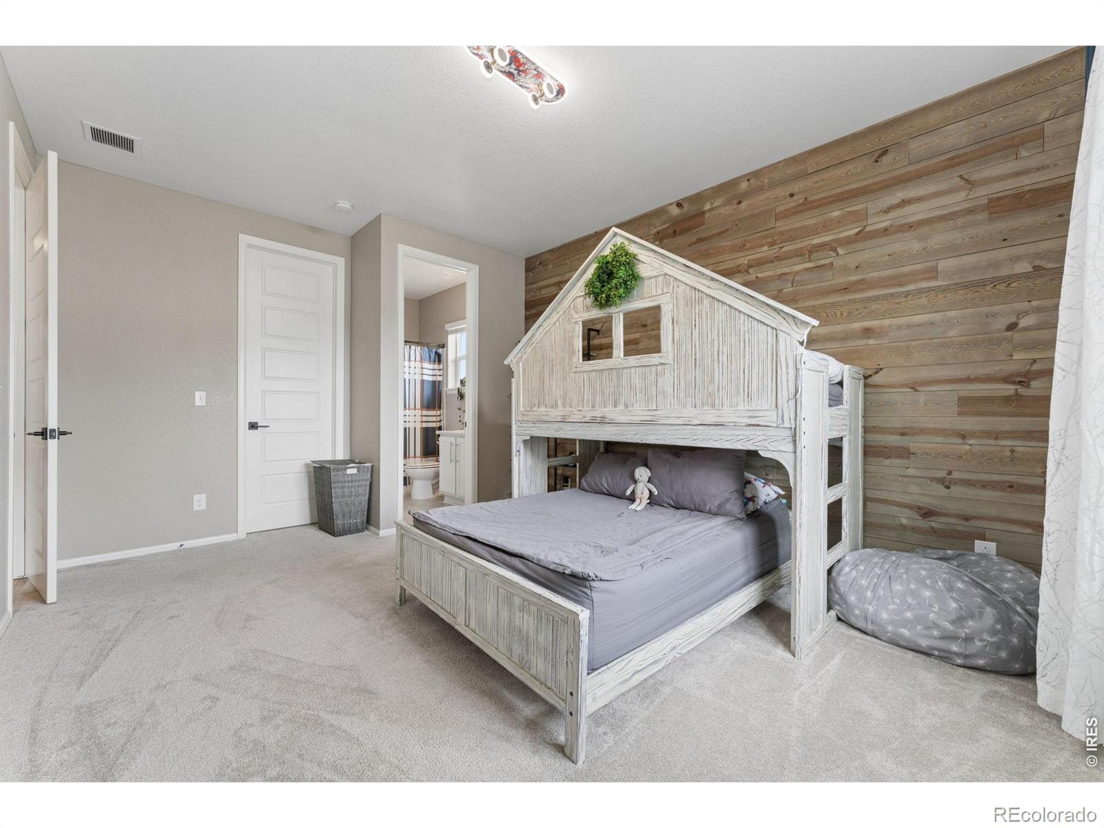 MLS Image #27 for 1951  blue yonder way,fort collins, Colorado