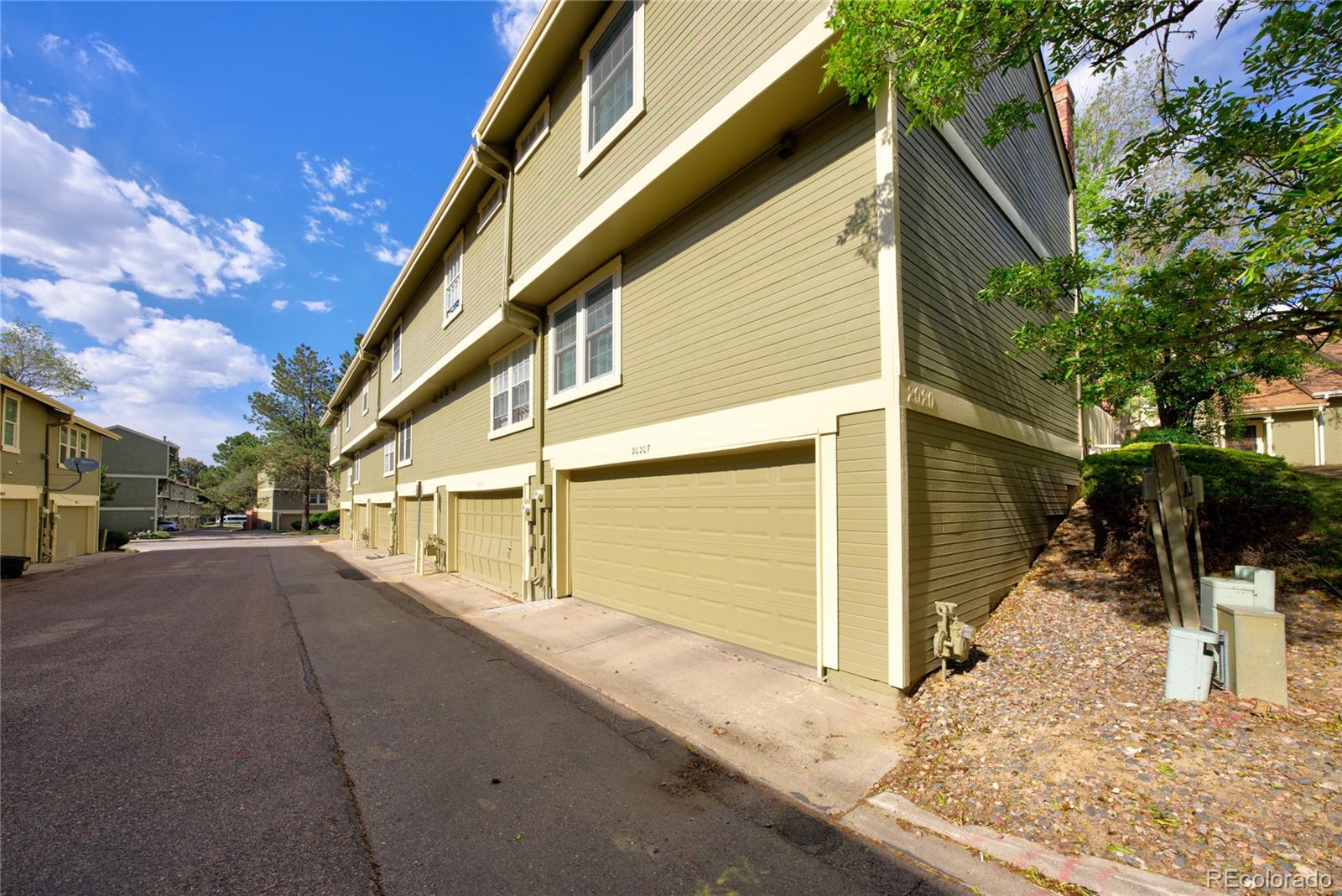 MLS Image #14 for 2020 s hannibal way,aurora, Colorado
