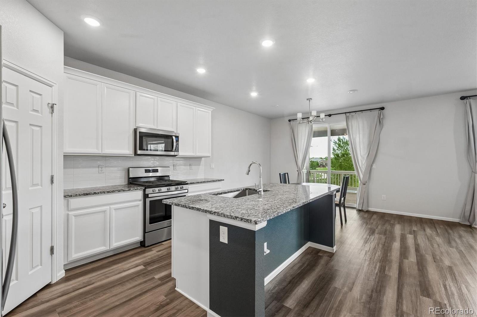 MLS Image #4 for 4126 s netherland circle,aurora, Colorado