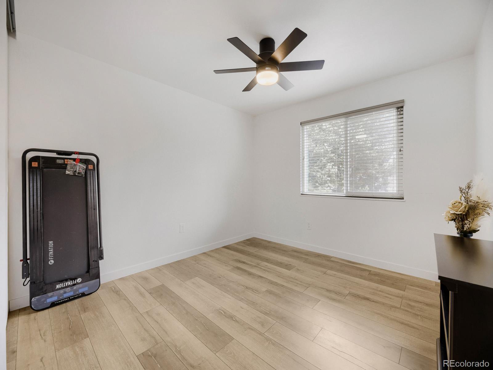 MLS Image #7 for 4400 s quebec street,denver, Colorado