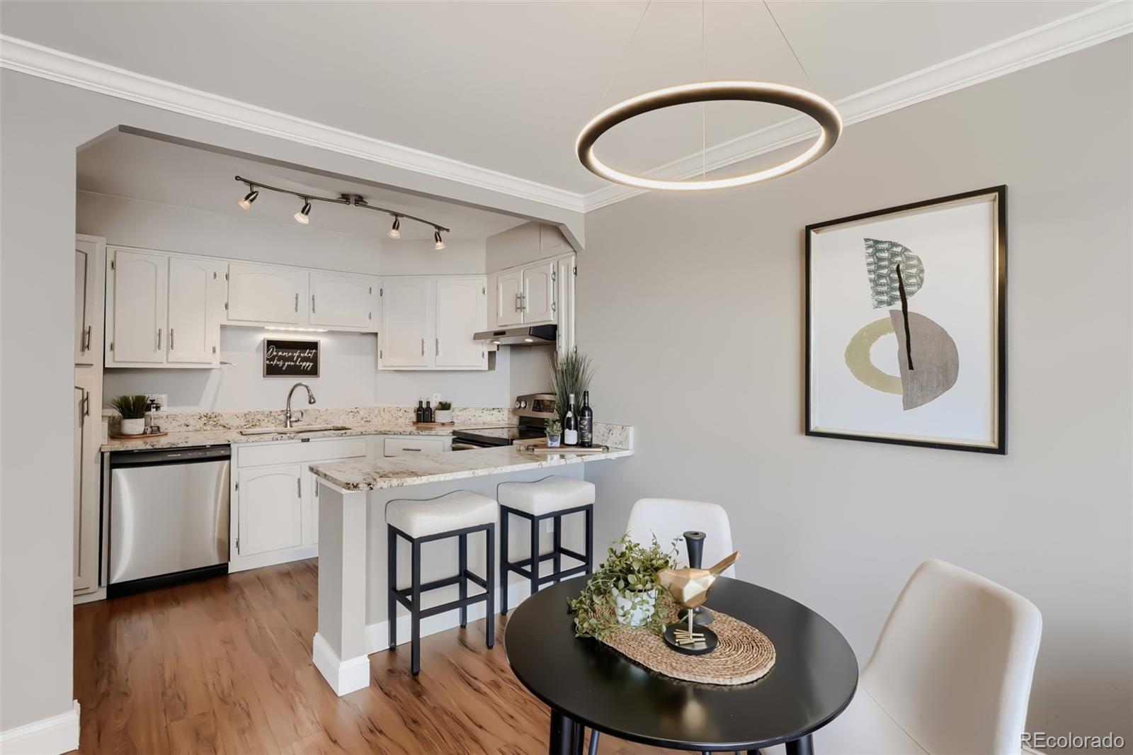 MLS Image #10 for 1625  larimer street,denver, Colorado