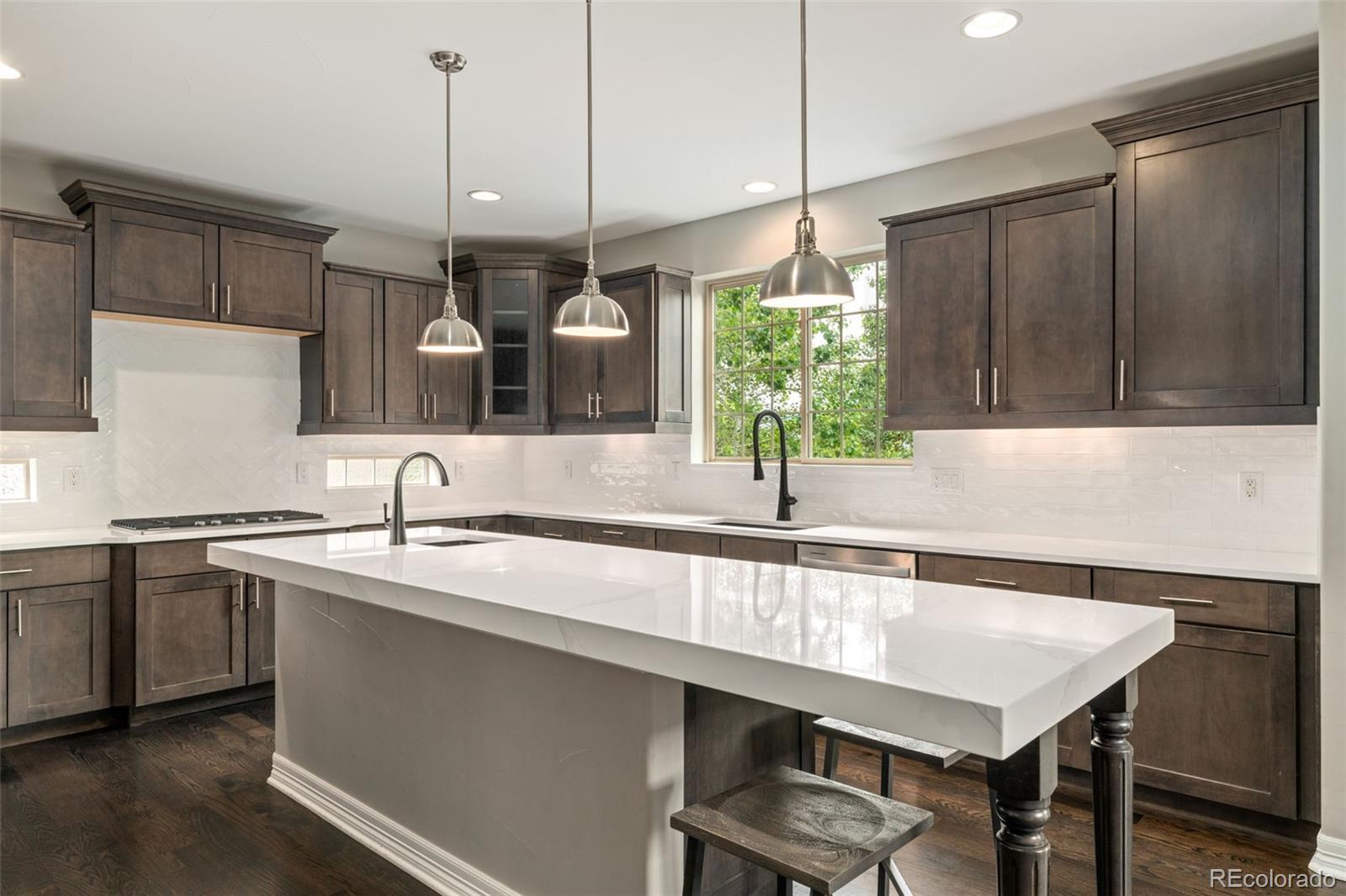 MLS Image #10 for 2243 s juniper street,denver, Colorado