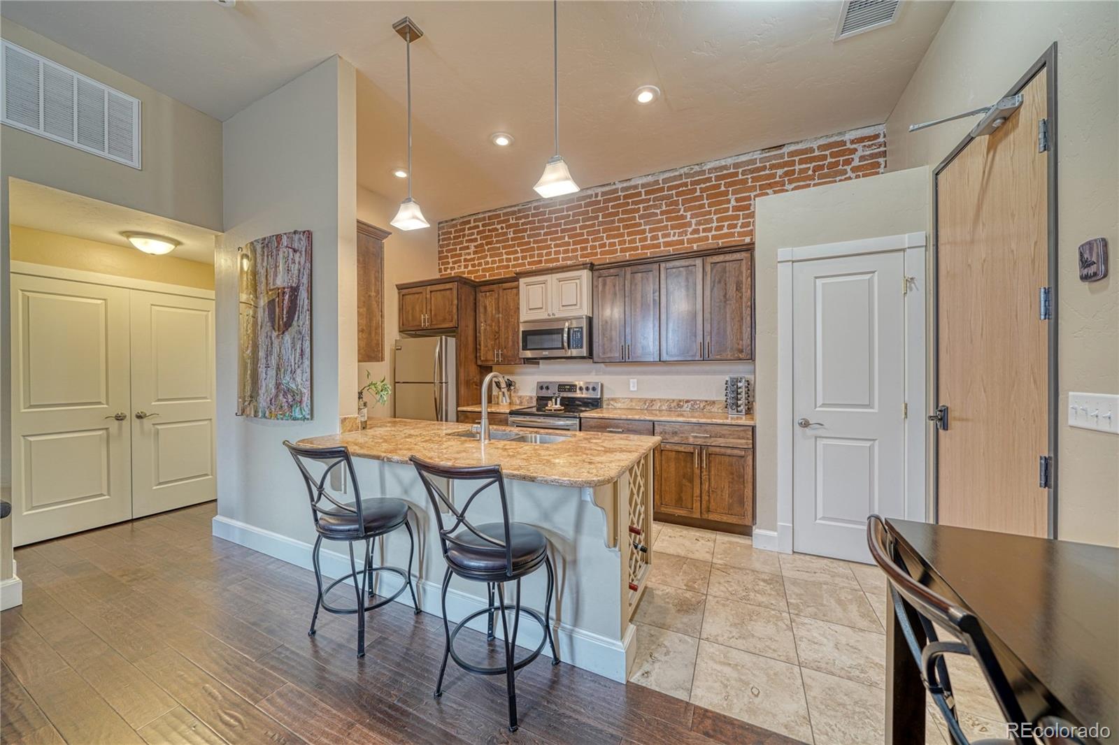 MLS Image #5 for 139 w 1st street,salida, Colorado