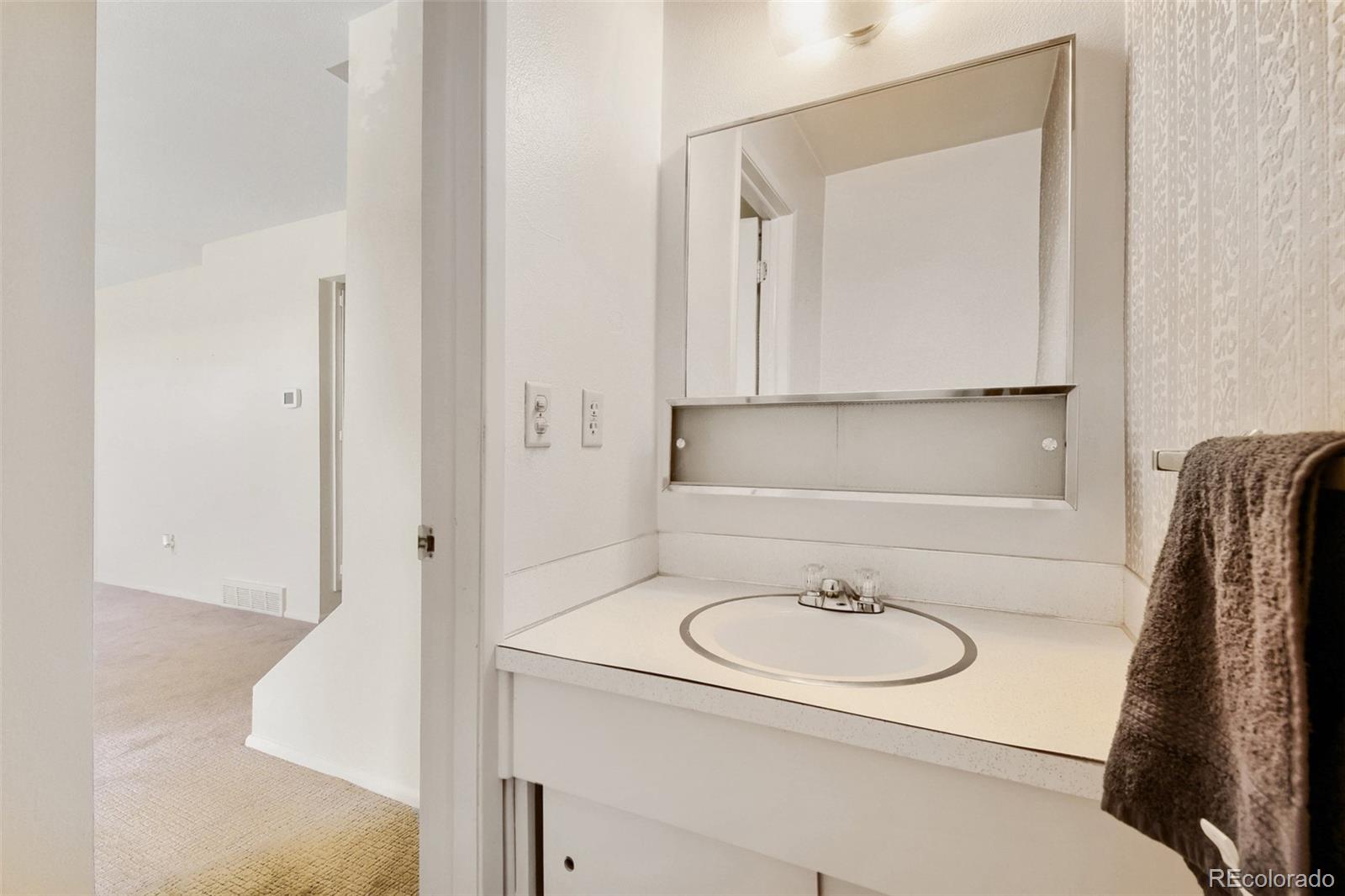 MLS Image #13 for 8783  santa fe drive,thornton, Colorado