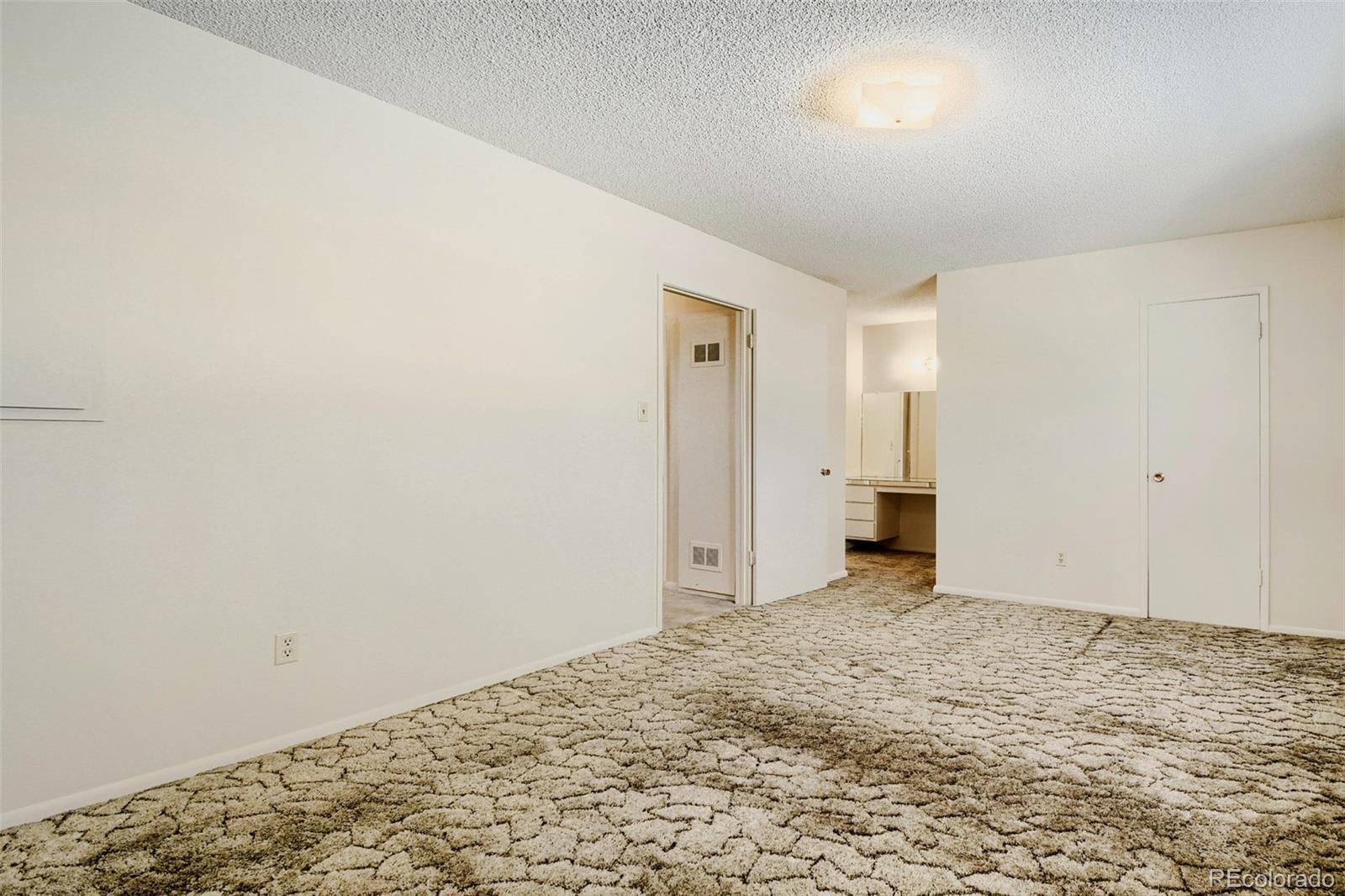 MLS Image #7 for 8783  santa fe drive,thornton, Colorado