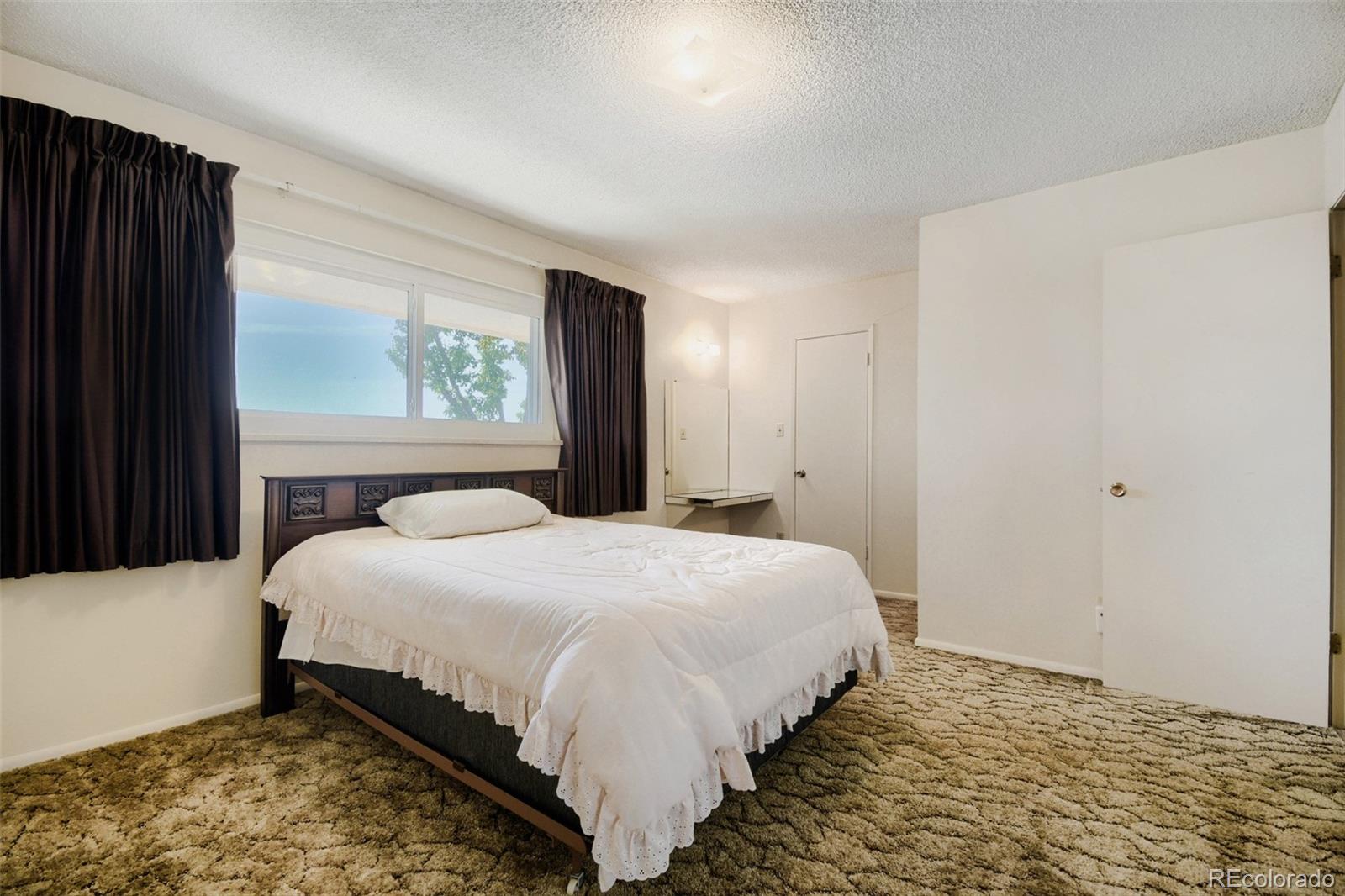 MLS Image #9 for 8783  santa fe drive,thornton, Colorado